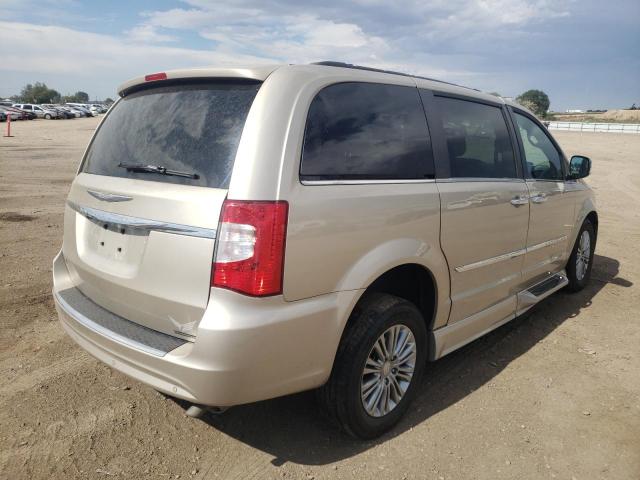 Photo 3 VIN: 2C7WC1CG2GR247281 - CHRYSLER TOWN & COU 