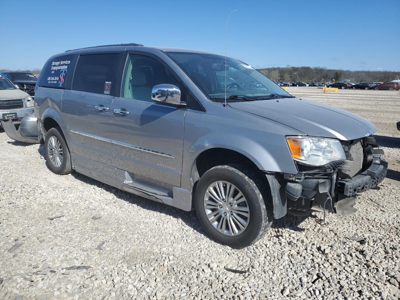 Photo 3 VIN: 2C7WC1CG9GR247259 - CHRYSLER TOWN & COUNTRY 