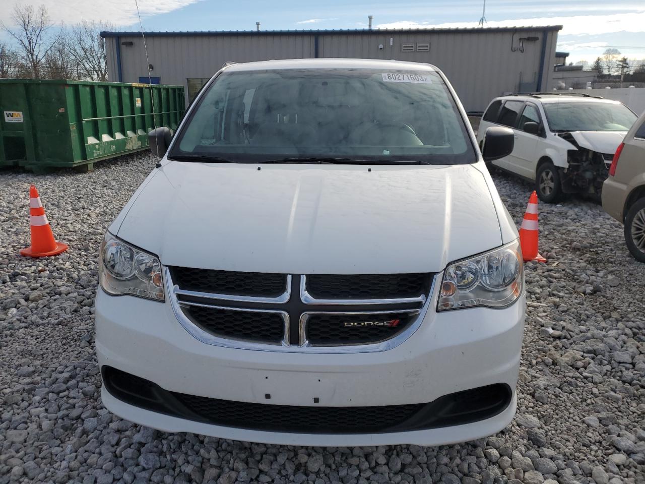 Photo 4 VIN: 2C7WDGBG0HR784069 - DODGE CARAVAN 