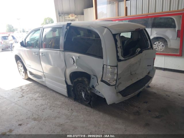 Photo 2 VIN: 2C7WDGBG0JR363636 - DODGE GRAND CARAVAN 