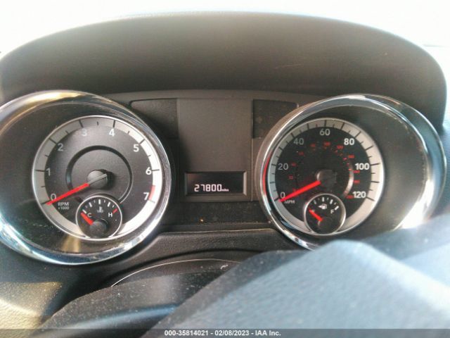 Photo 6 VIN: 2C7WDGBG2KR800909 - DODGE GRAND CARAVAN 