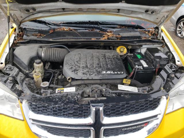 Photo 6 VIN: 2C7WDGBG3GR152732 - DODGE GRAND CARA 