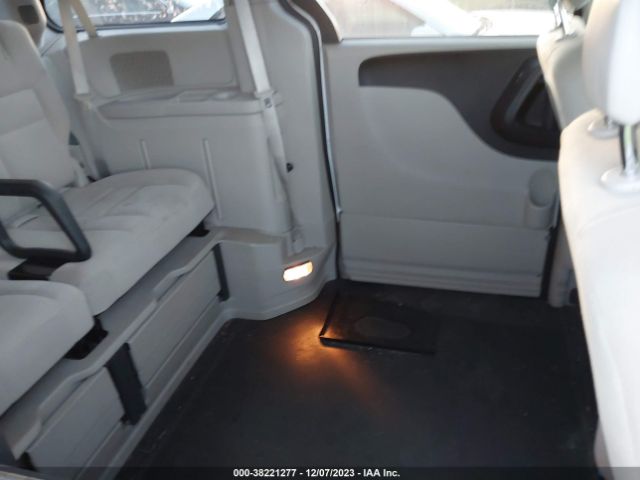 Photo 7 VIN: 2C7WDGBG4ER380106 - DODGE GRAND CARAVAN 