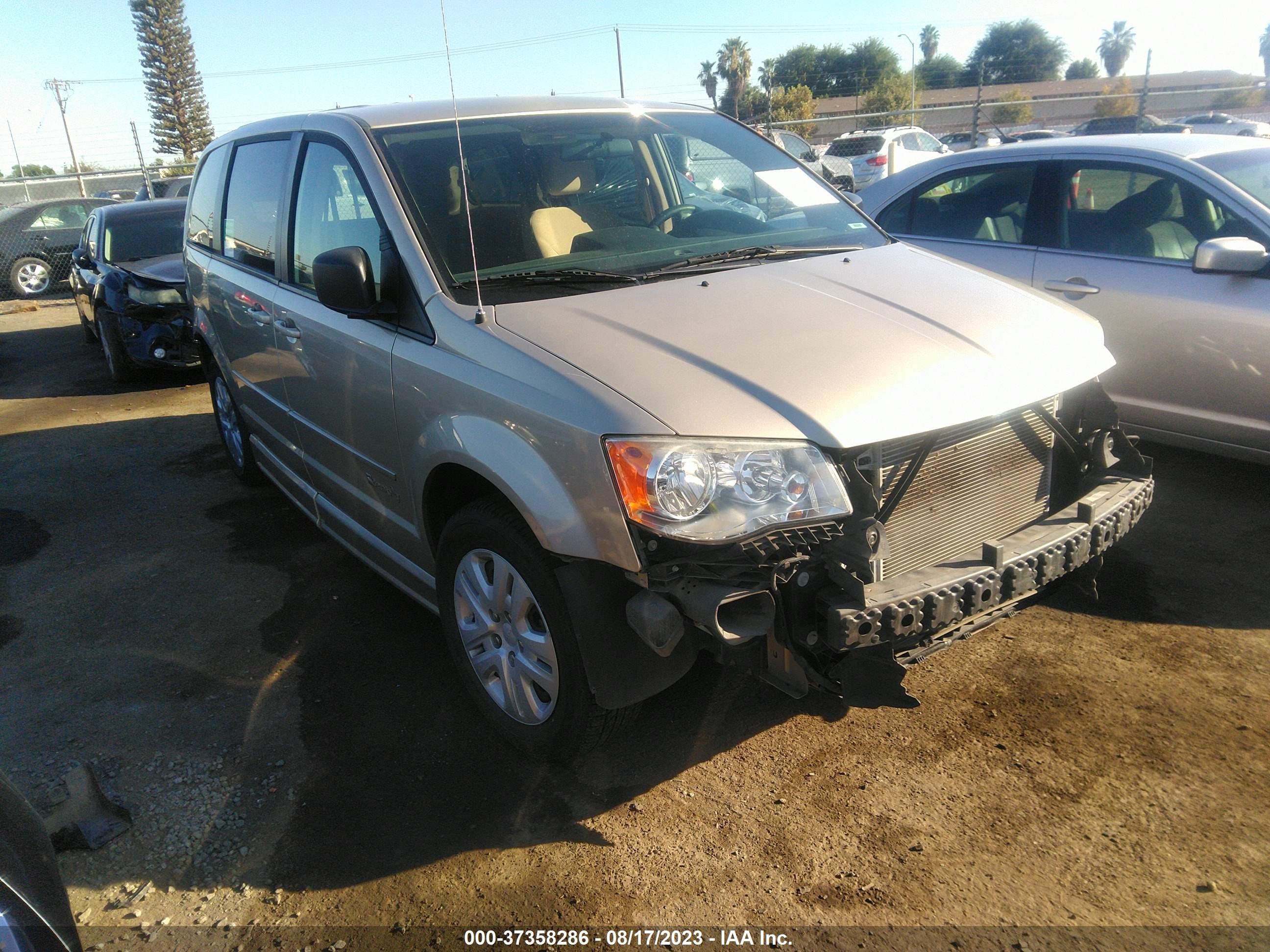 Photo 0 VIN: 2C7WDGBG4ER469917 - DODGE CARAVAN 