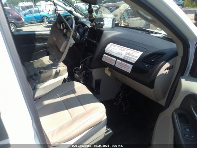 Photo 4 VIN: 2C7WDGBG5JR363180 - DODGE GRAND CARAVAN 