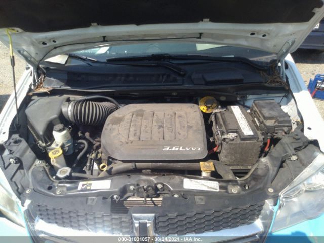 Photo 9 VIN: 2C7WDGBG5JR363180 - DODGE GRAND CARAVAN 