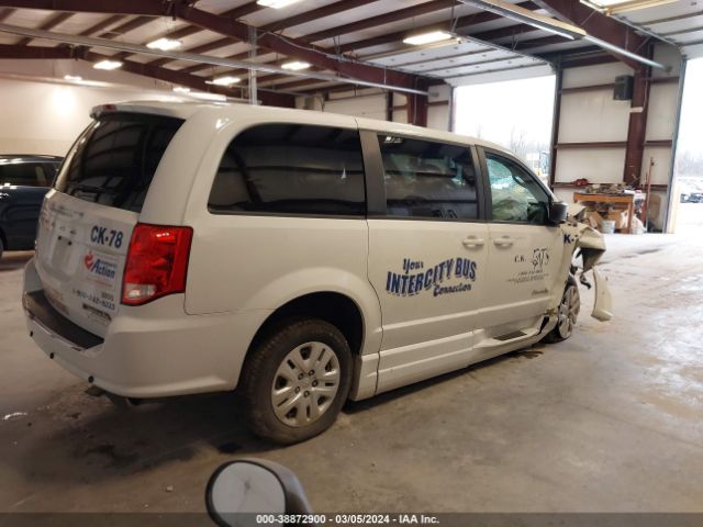 Photo 3 VIN: 2C7WDGBG6JR363737 - DODGE GRAND CARAVAN 