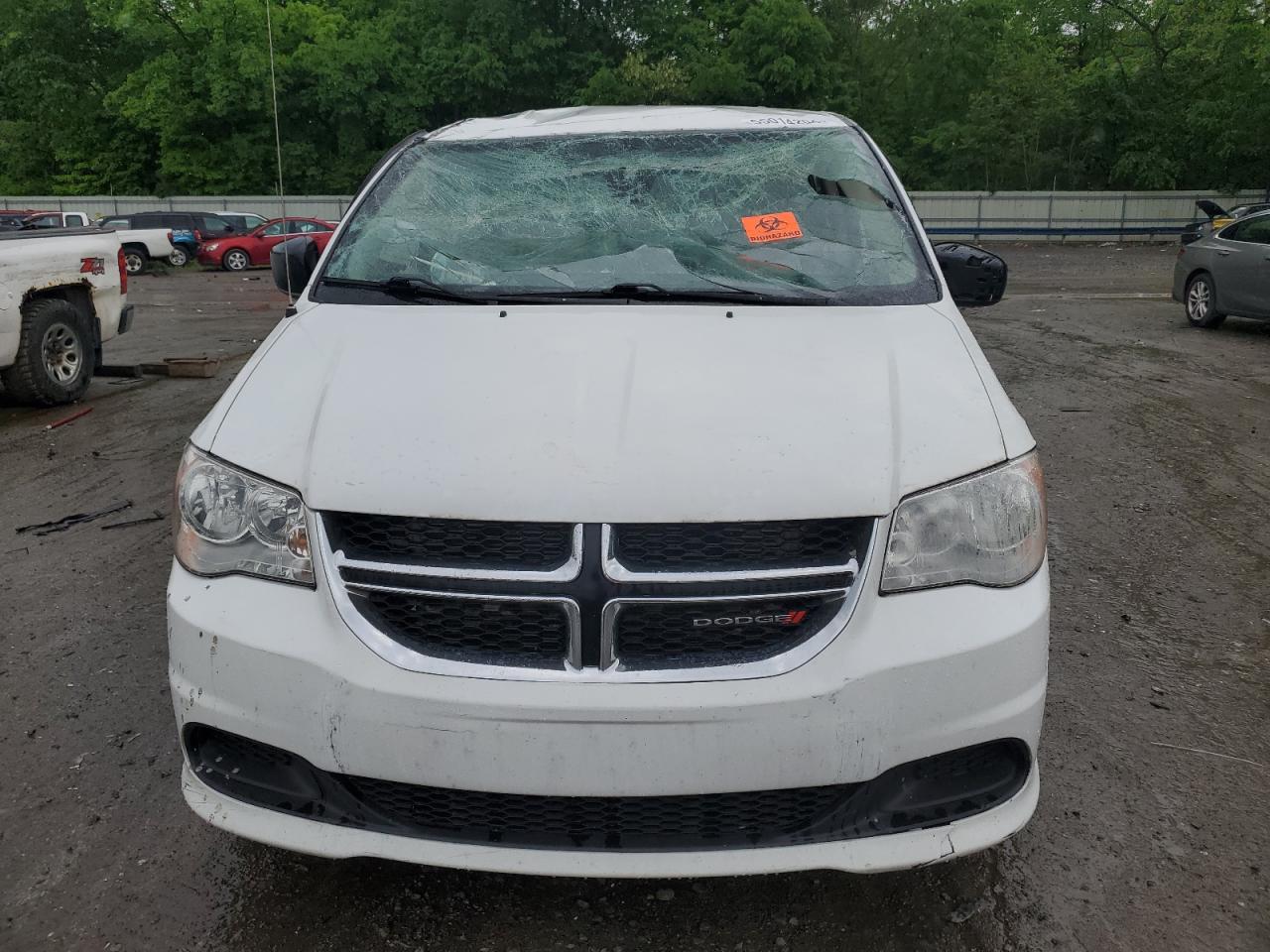 Photo 4 VIN: 2C7WDGBGXKR538637 - DODGE CARAVAN 