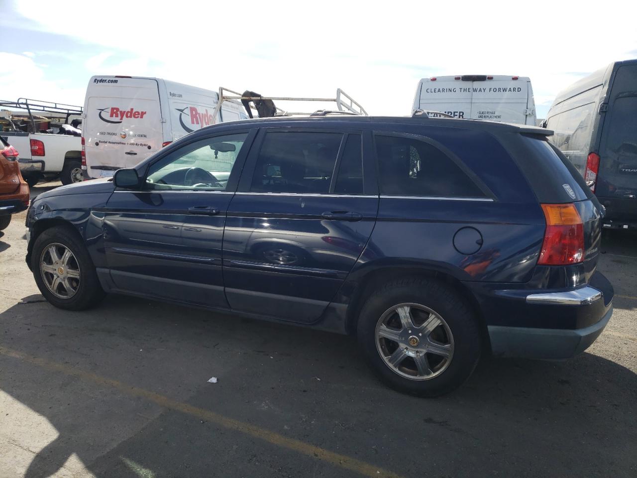 Photo 1 VIN: 2C8GF68444R387010 - CHRYSLER PACIFICA 