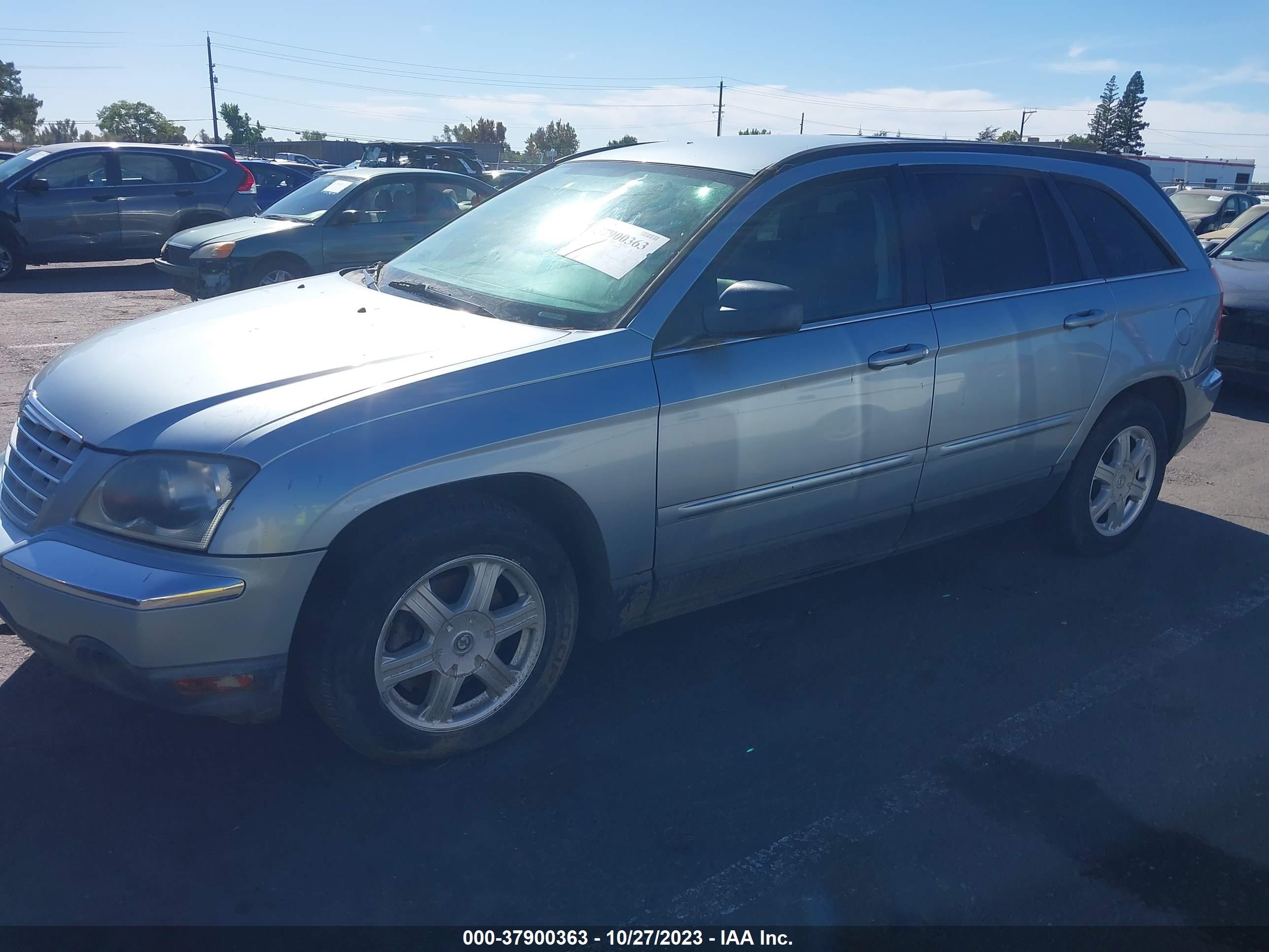 Photo 1 VIN: 2C8GF68485R339589 - CHRYSLER PACIFICA 