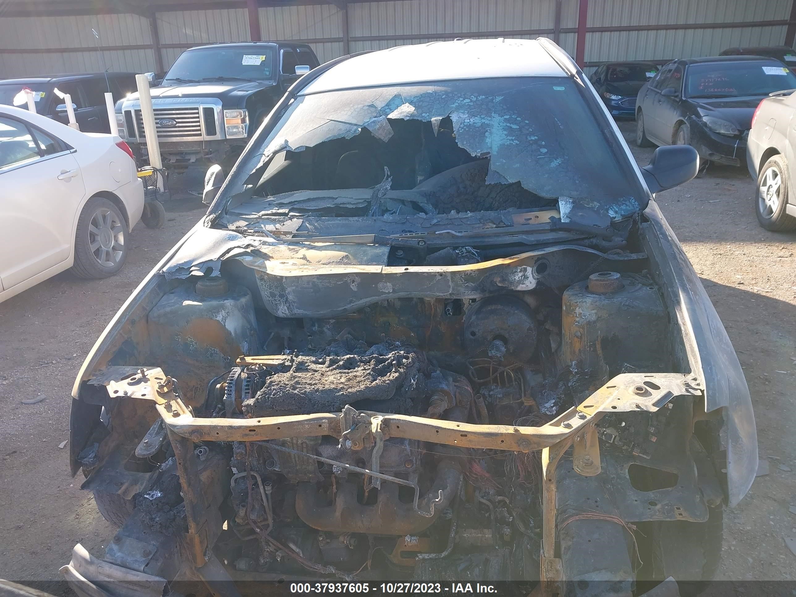 Photo 5 VIN: 2C8GF684X5R329937 - CHRYSLER PACIFICA 