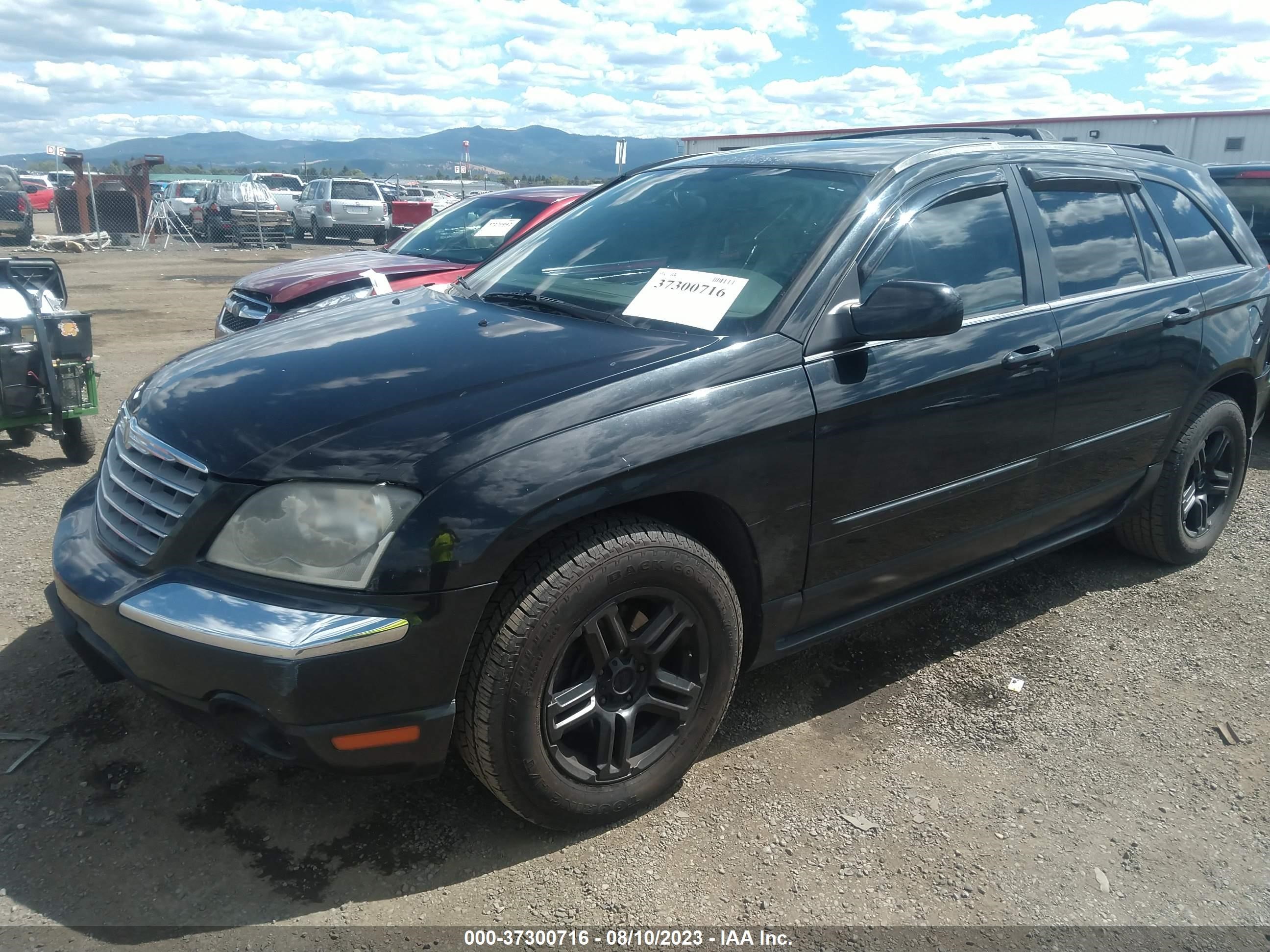 Photo 1 VIN: 2C8GF78495R576355 - CHRYSLER PACIFICA 