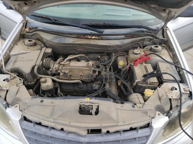 Photo 6 VIN: 2C8GM48L35R527776 - CHRYSLER PACIFICA 