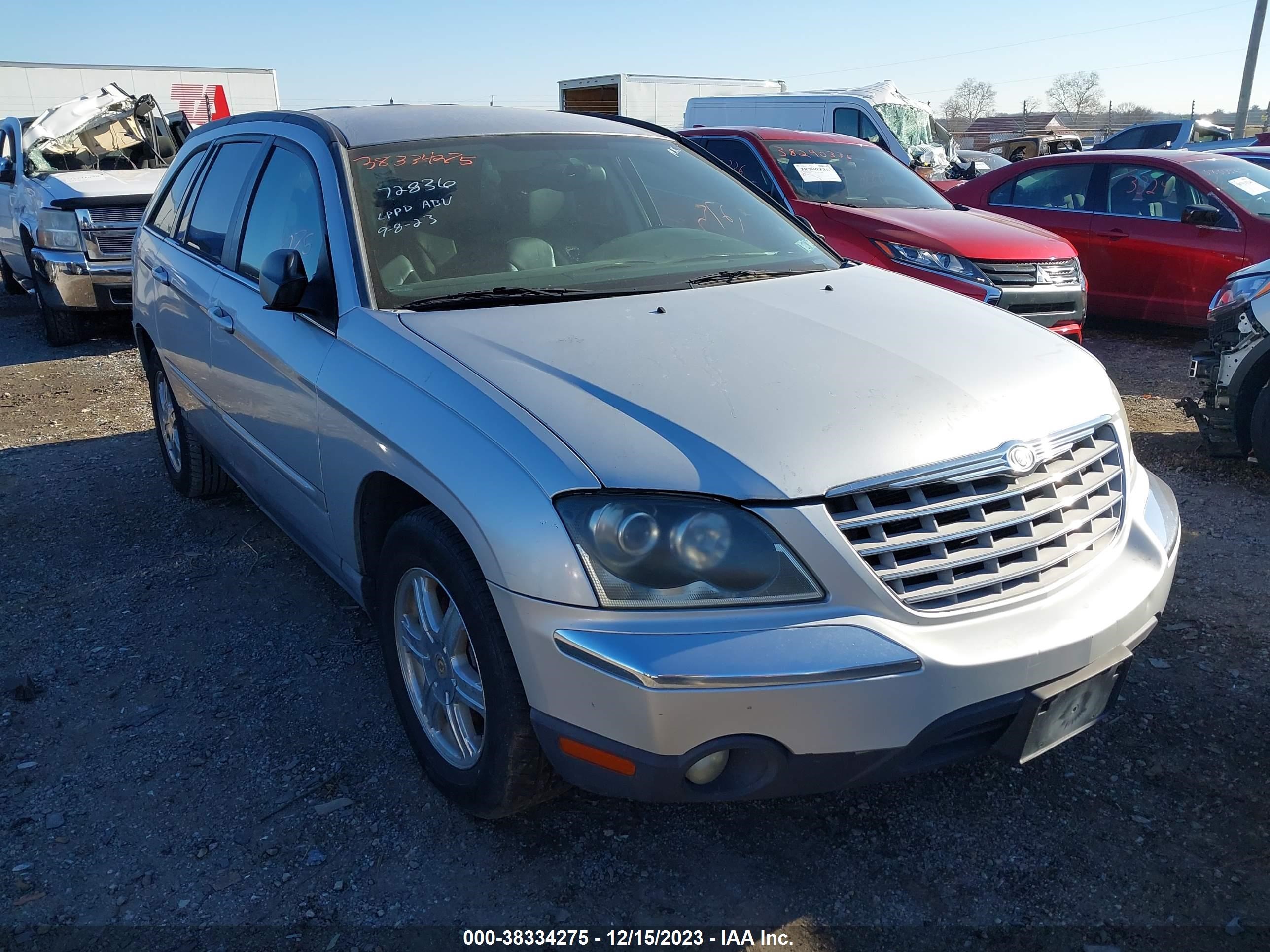 Photo 5 VIN: 2C8GM68404R307398 - CHRYSLER PACIFICA 