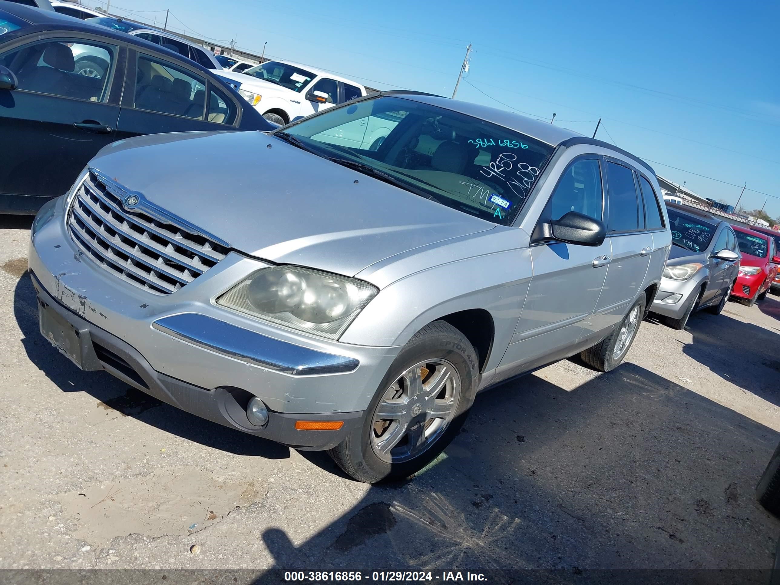 Photo 1 VIN: 2C8GM68484R500608 - CHRYSLER PACIFICA 