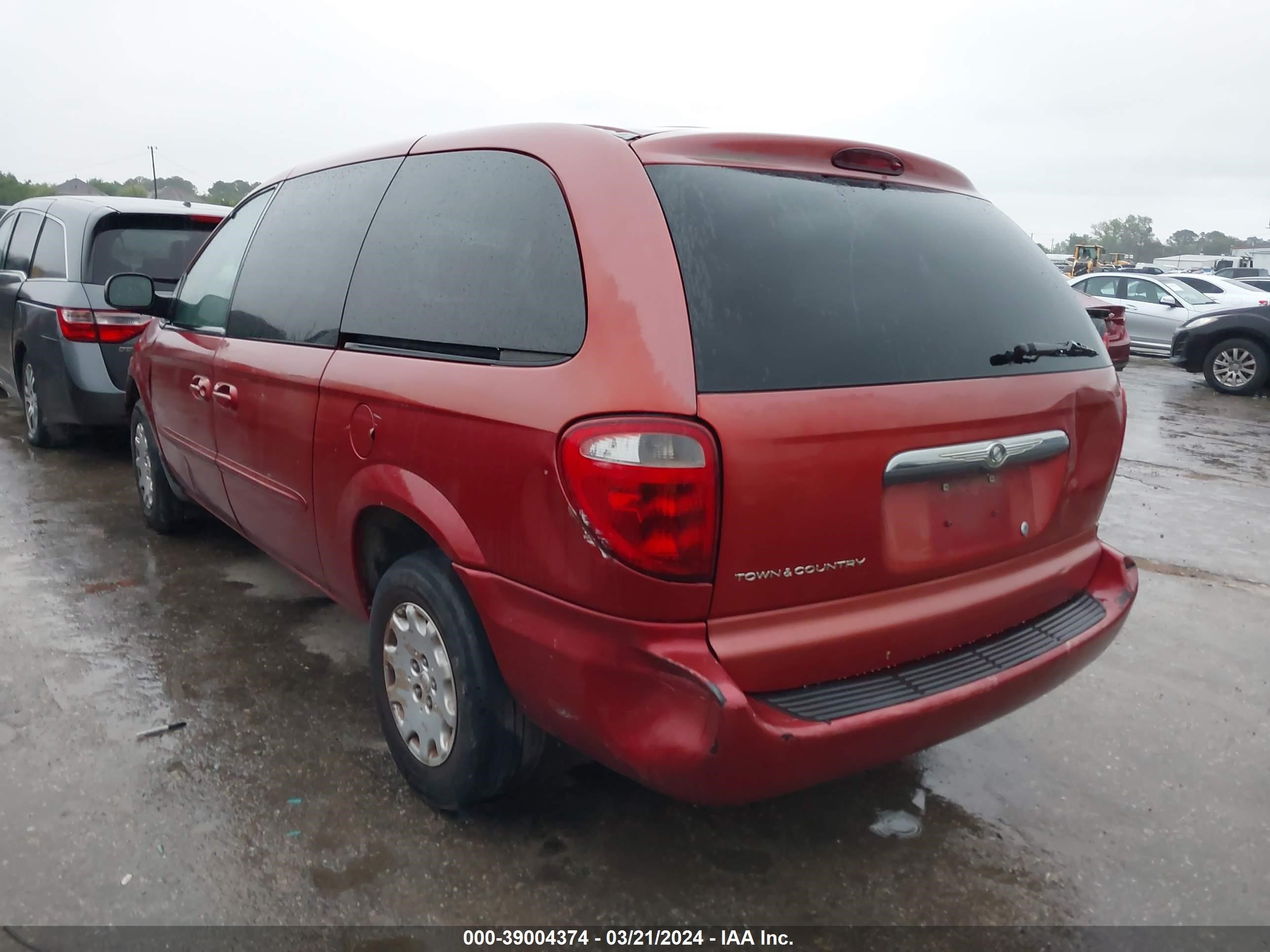 Photo 2 VIN: 2C8GP24353R293039 - CHRYSLER TOWN & COUNTRY 