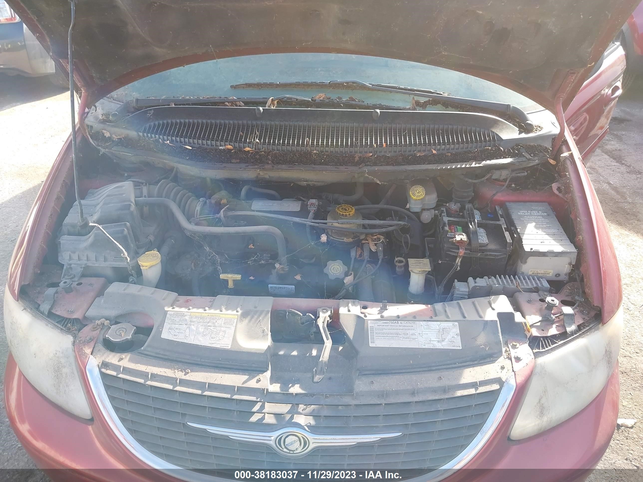 Photo 9 VIN: 2C8GP24R73R295461 - CHRYSLER TOWN & COUNTRY 