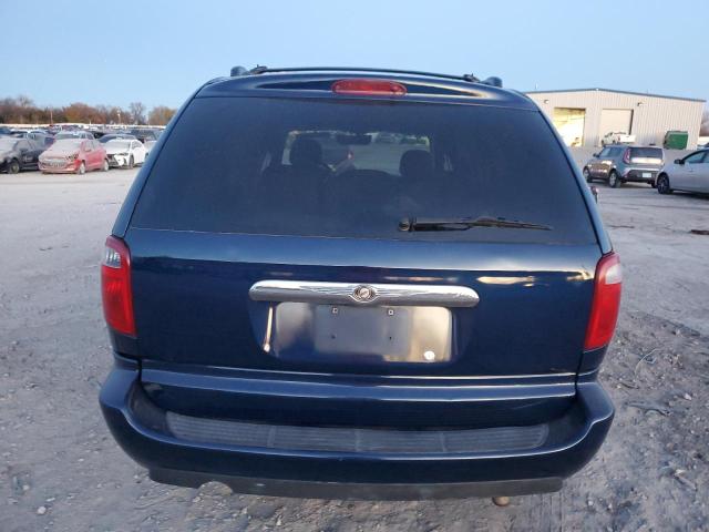 Photo 5 VIN: 2C8GP54L65R275752 - CHRYSLER TOWN & COU 