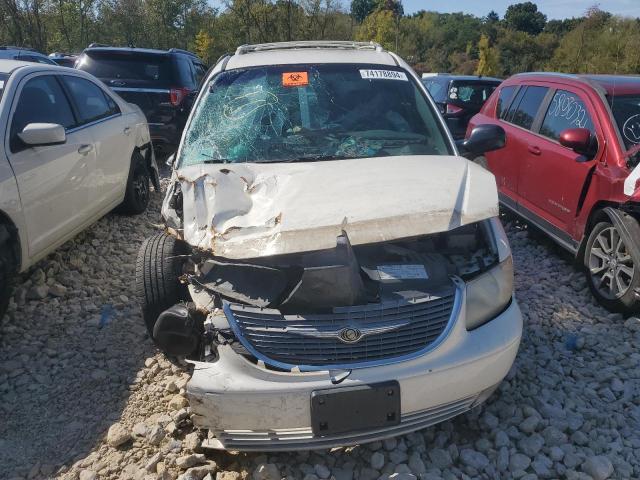 Photo 4 VIN: 2C8GP64L01R120999 - CHRYSLER TOWN & COU 