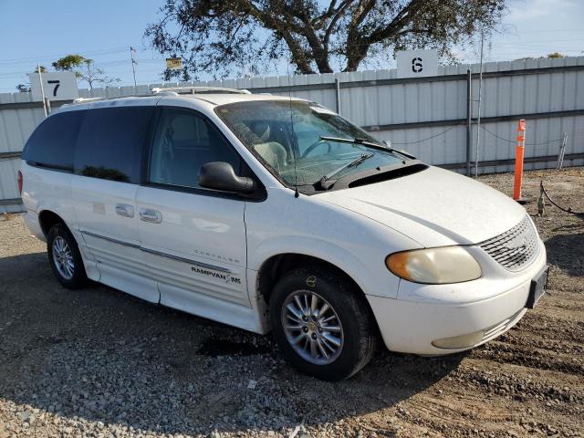 Photo 3 VIN: 2C8GP64L11R336540 - CHRYSLER MINIVAN 