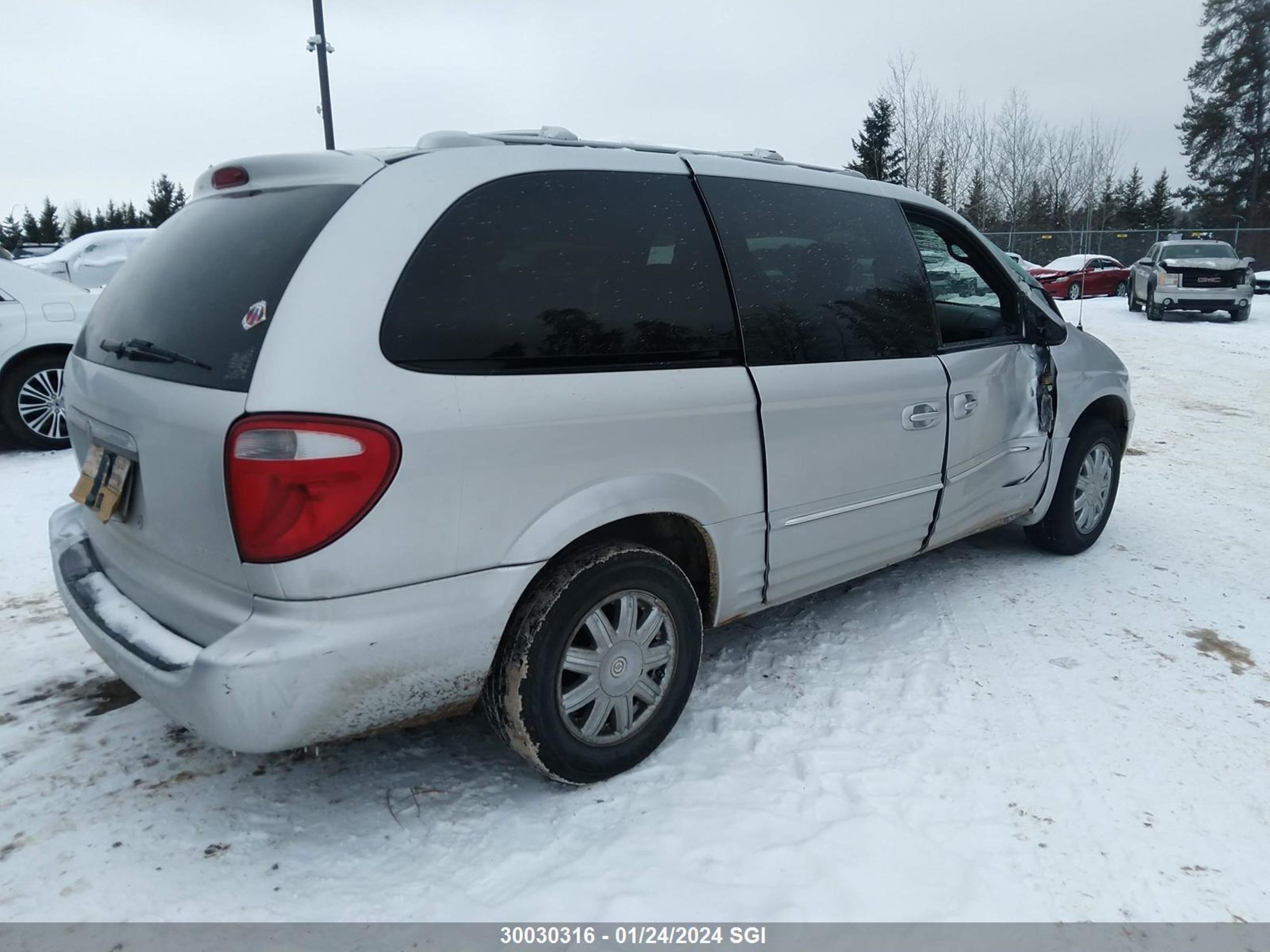 Photo 3 VIN: 2C8GP64L14R612784 - CHRYSLER TOWN & COUNTRY 