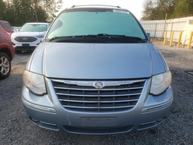 Photo 4 VIN: 2C8GP64L15R534802 - CHRYSLER TOWN & COU 