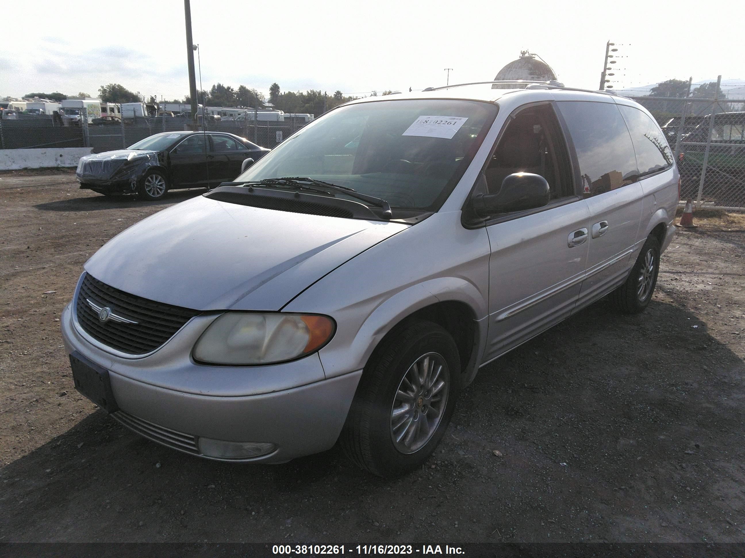 Photo 1 VIN: 2C8GP64L32R639871 - CHRYSLER TOWN & COUNTRY 