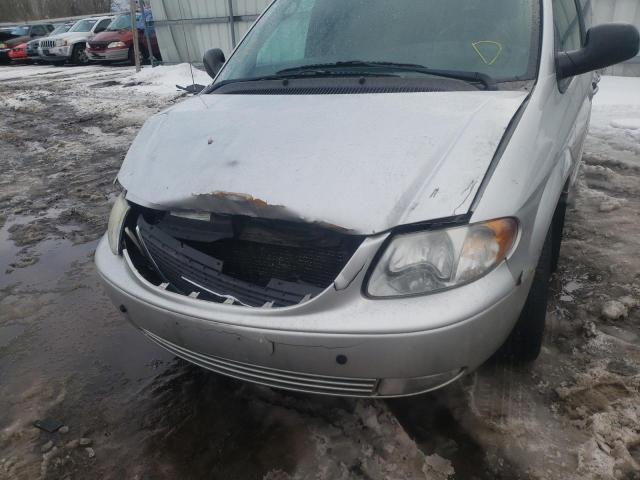 Photo 8 VIN: 2C8GP64L64R534776 - CHRYSLER TOWN &AMP COU 