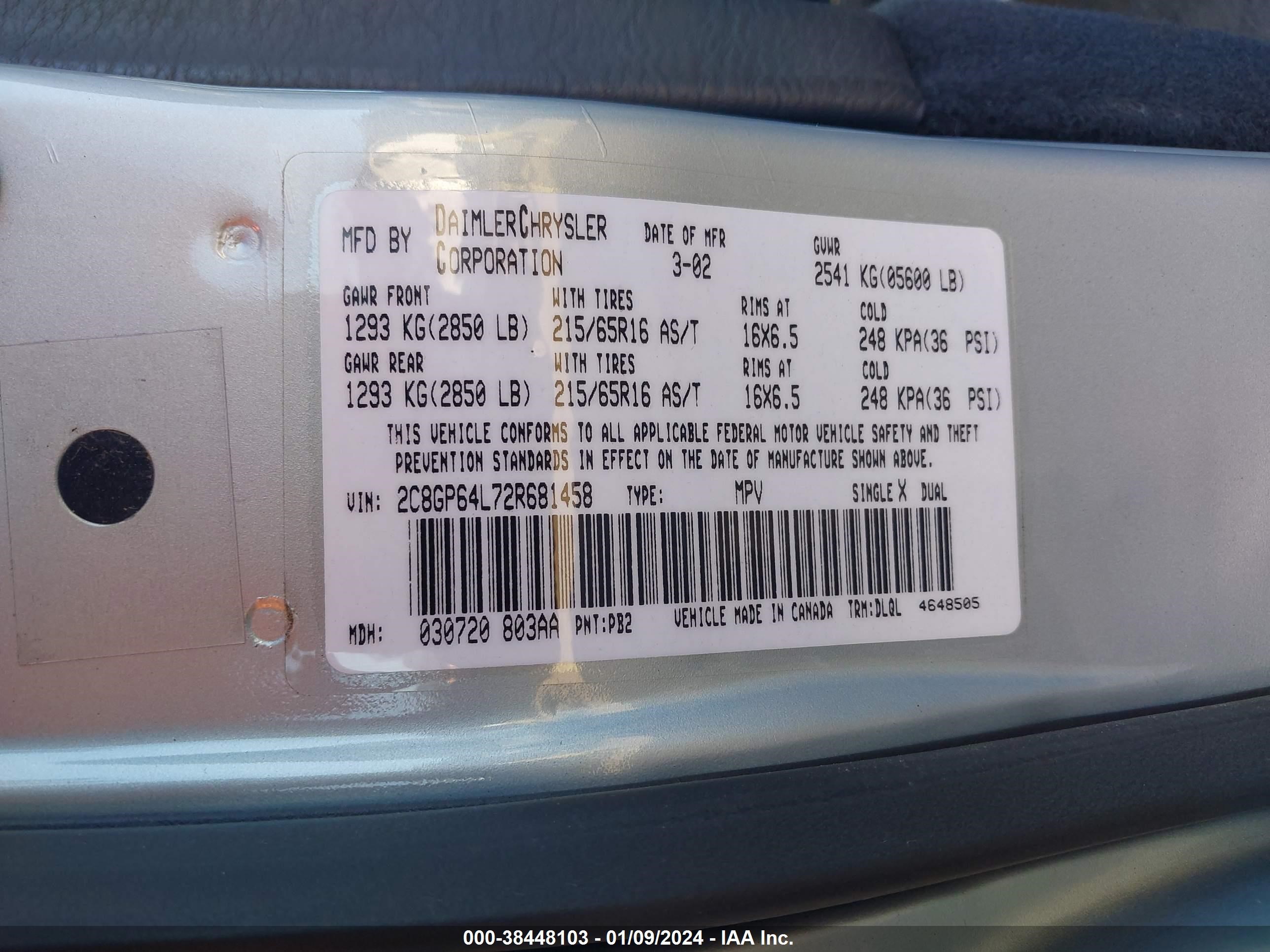 Photo 8 VIN: 2C8GP64L72R681458 - CHRYSLER TOWN & COUNTRY 