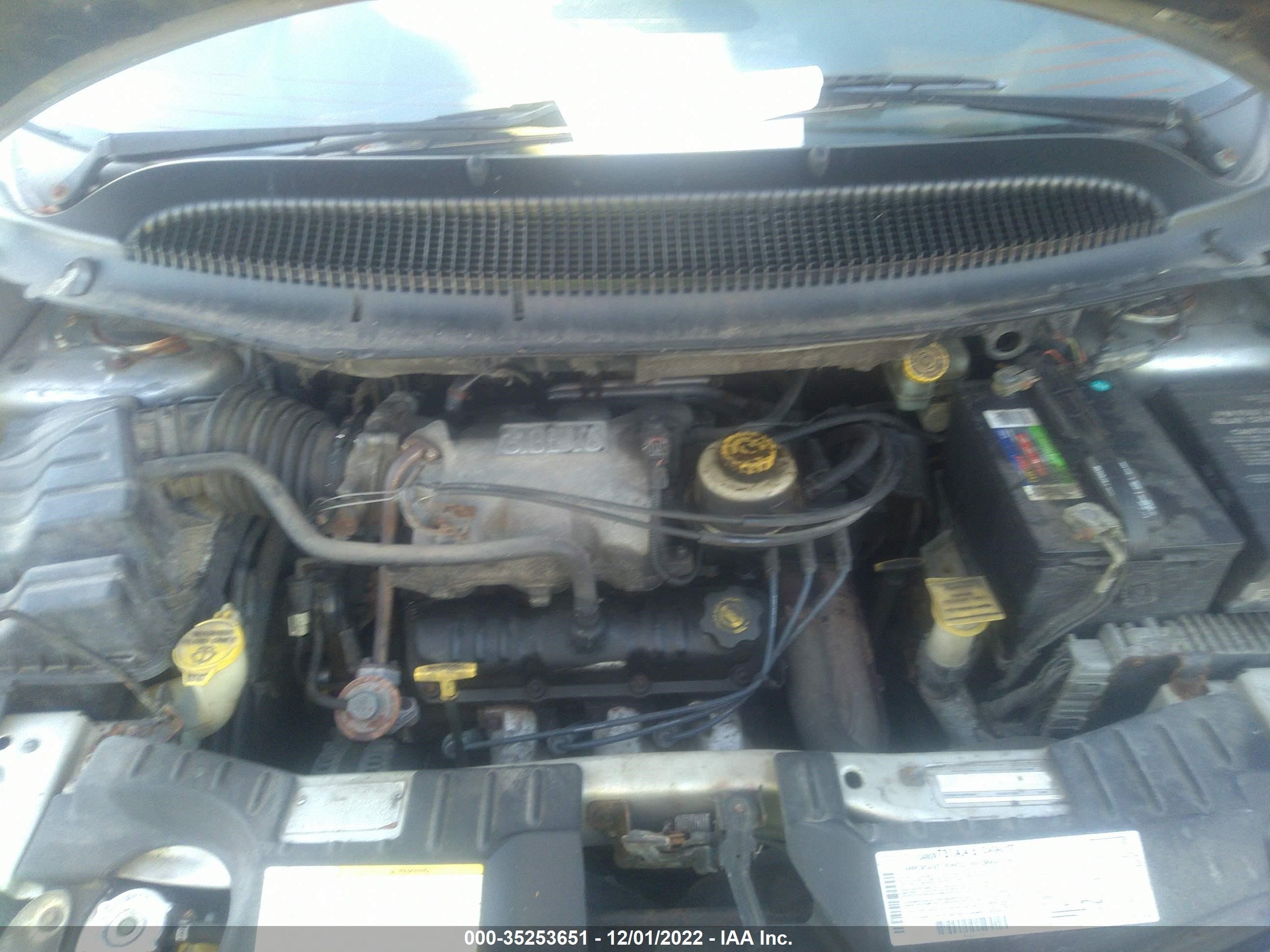 Photo 9 VIN: 2C8GP64L92R507391 - CHRYSLER TOWN & COUNTRY 