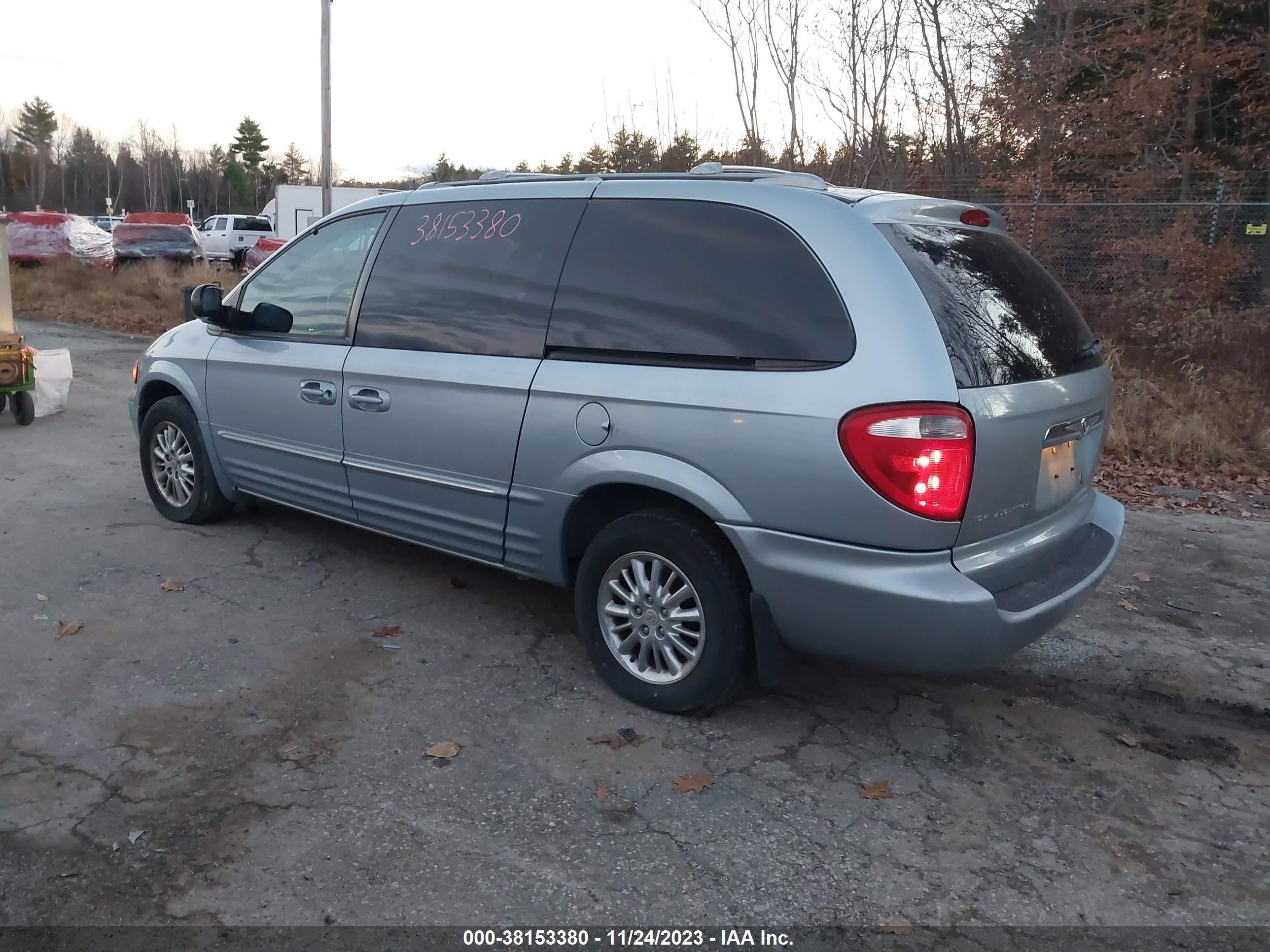 Photo 2 VIN: 2C8GP64LX3R135397 - CHRYSLER TOWN & COUNTRY 