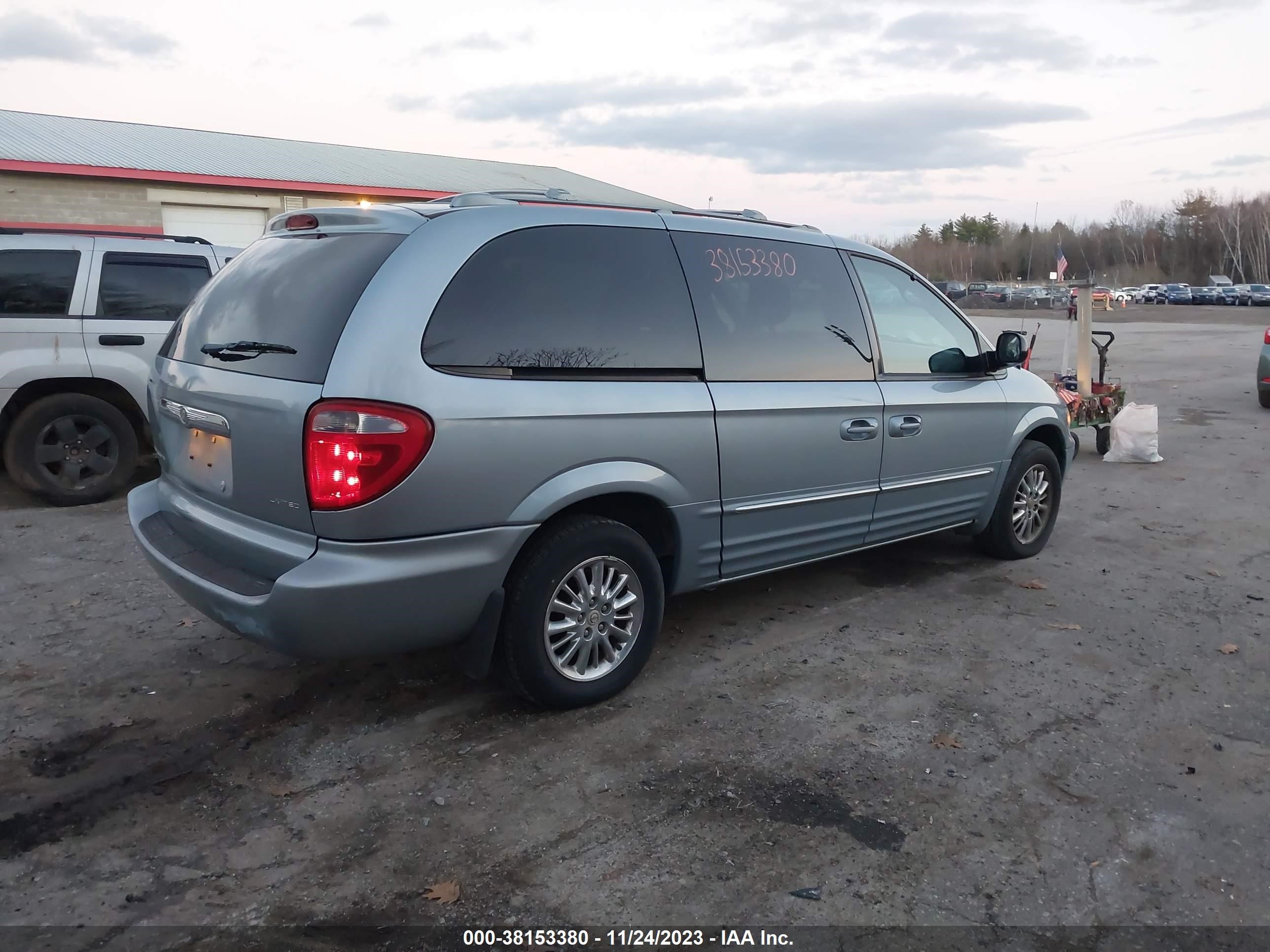 Photo 3 VIN: 2C8GP64LX3R135397 - CHRYSLER TOWN & COUNTRY 