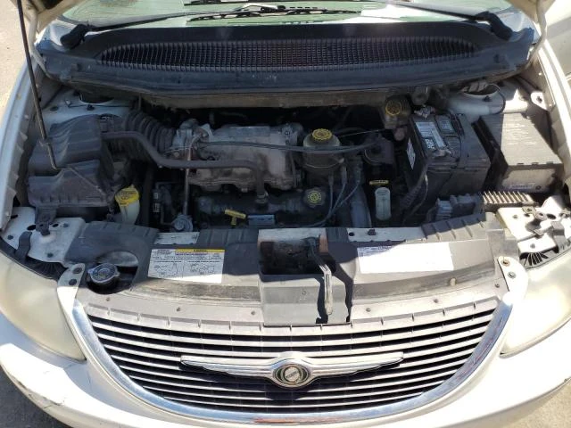 Photo 11 VIN: 2C8GP74L91R395695 - CHRYSLER TOWN & COU 