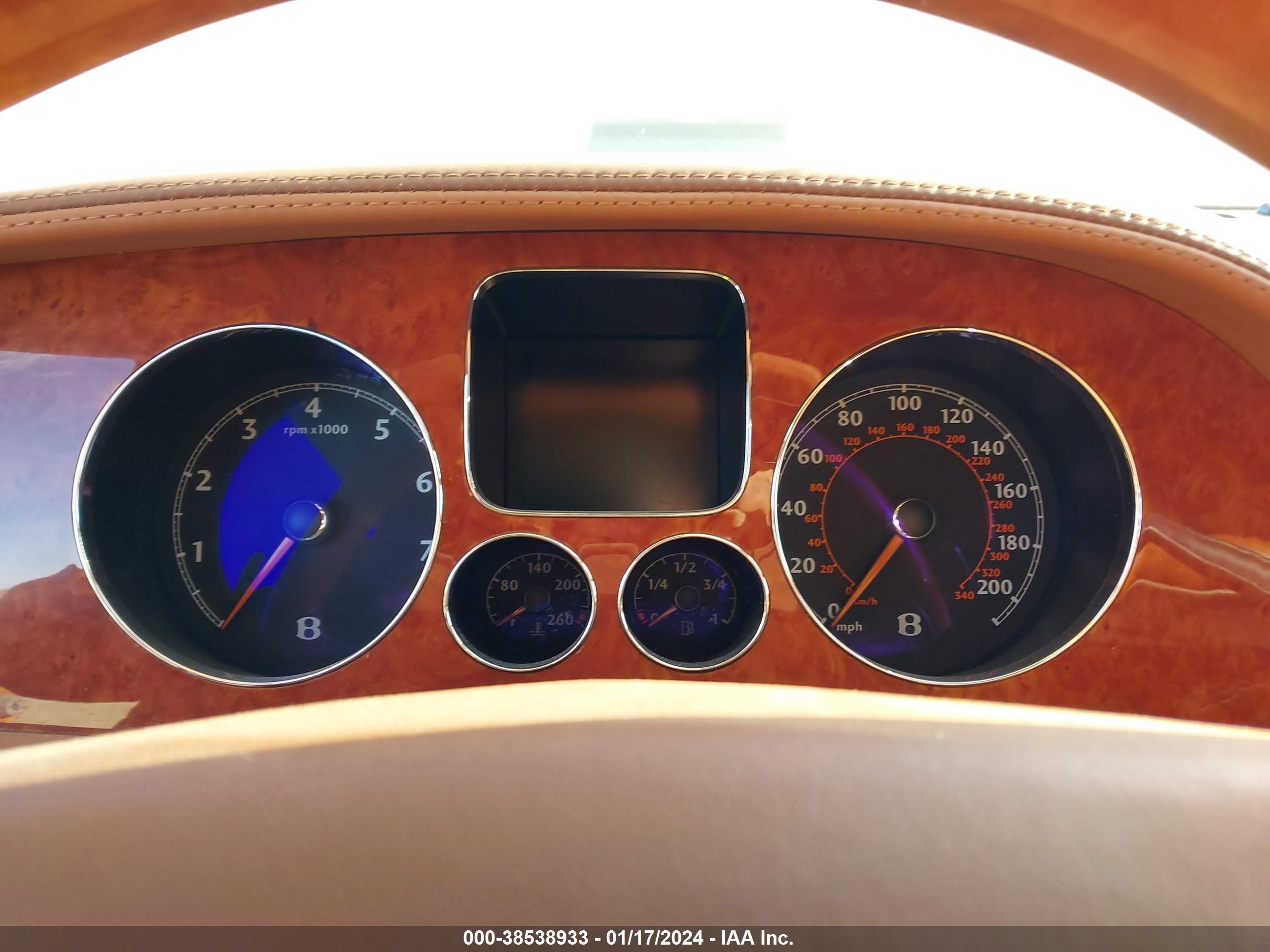 Photo 14 VIN: 2CBDR33W28C056317 - BENTLEY CONTINENTAL 