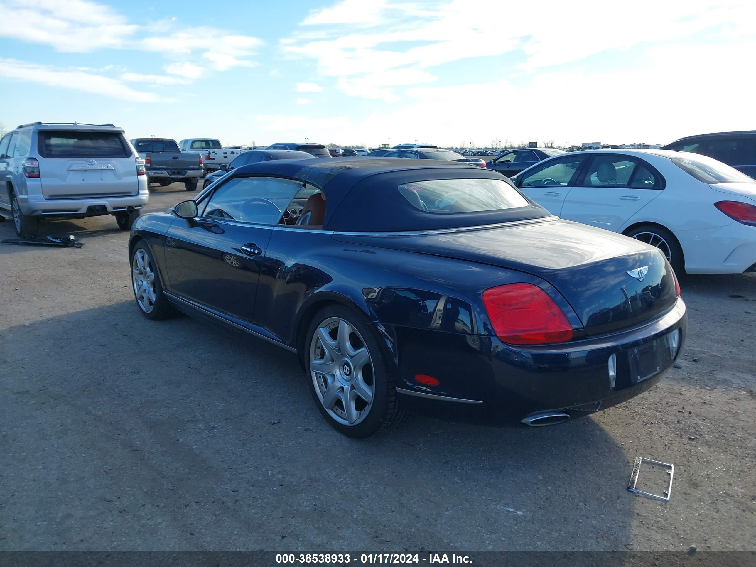 Photo 2 VIN: 2CBDR33W28C056317 - BENTLEY CONTINENTAL 