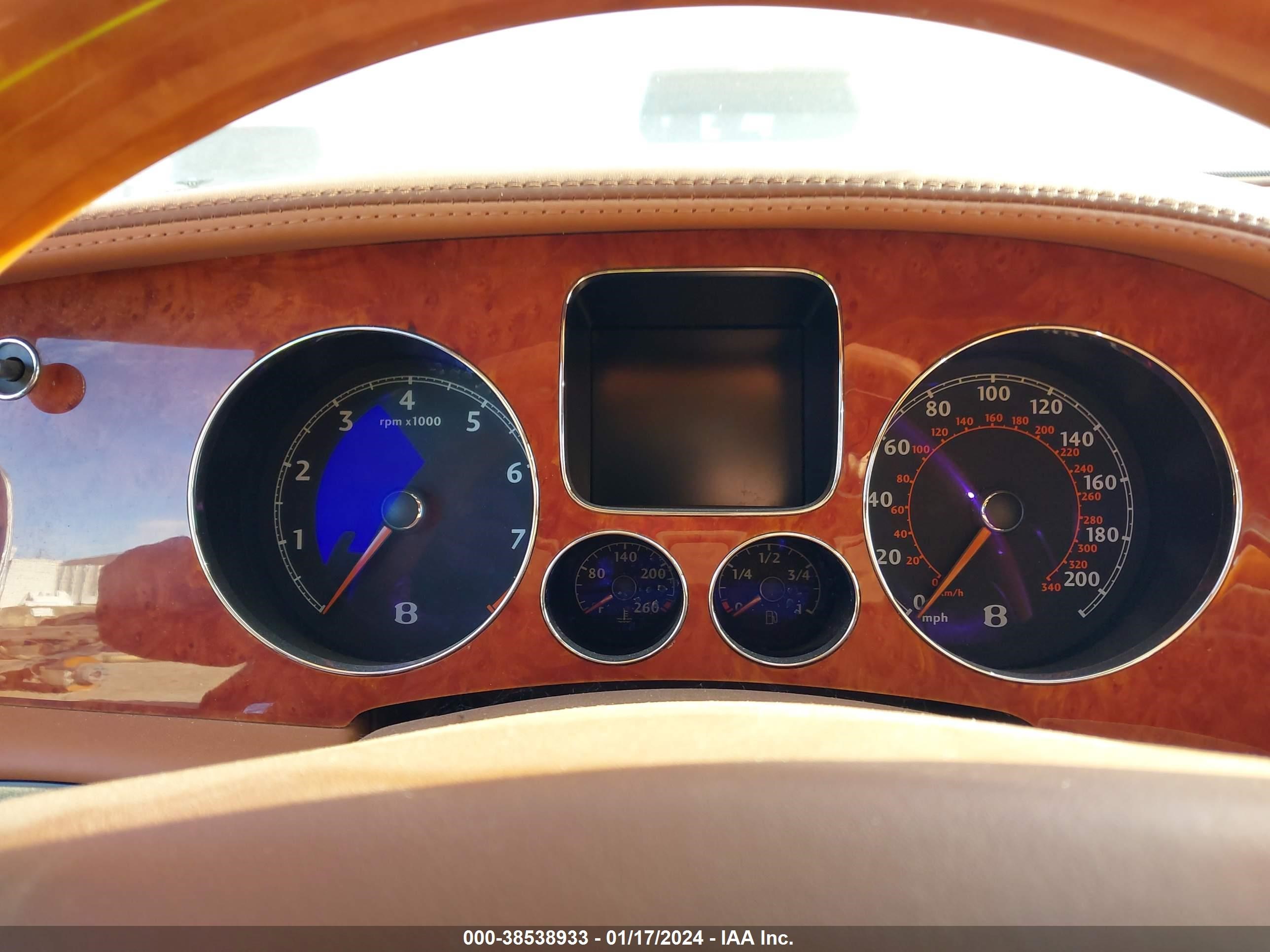 Photo 6 VIN: 2CBDR33W28C056317 - BENTLEY CONTINENTAL 