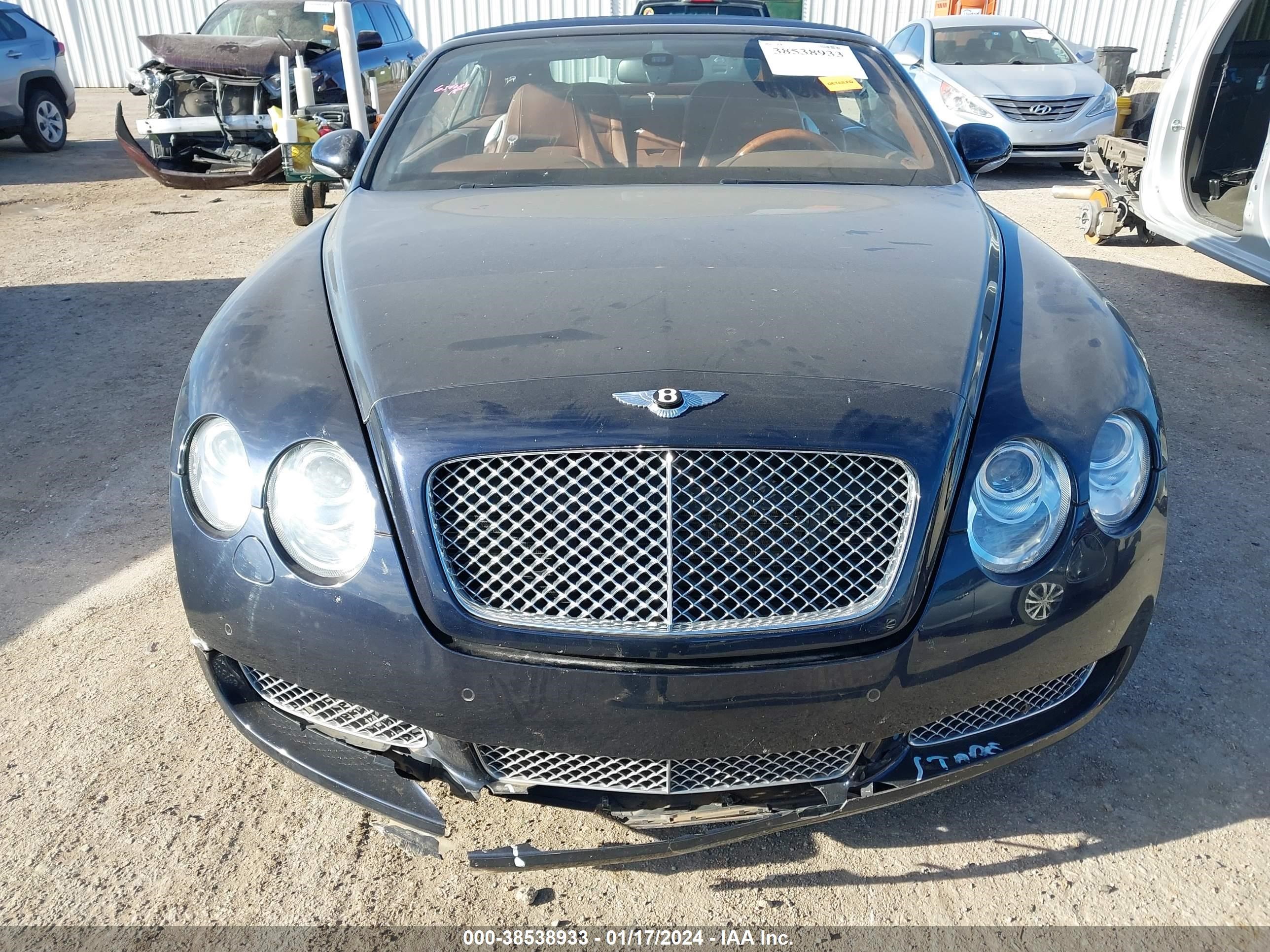 Photo 9 VIN: 2CBDR33W28C056317 - BENTLEY CONTINENTAL 