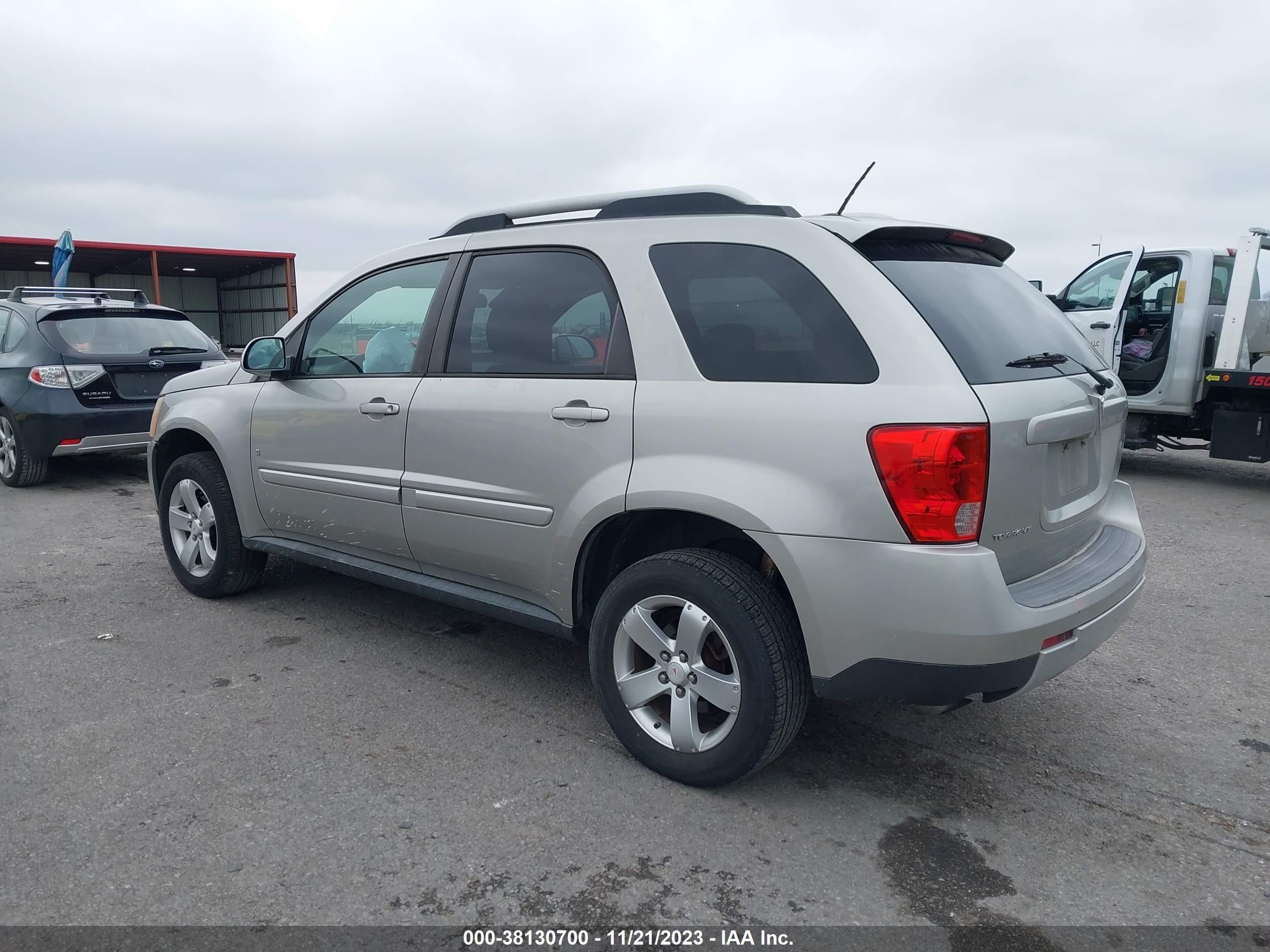 Photo 2 VIN: 2CKDL33F586027247 - PONTIAC TORRENT 