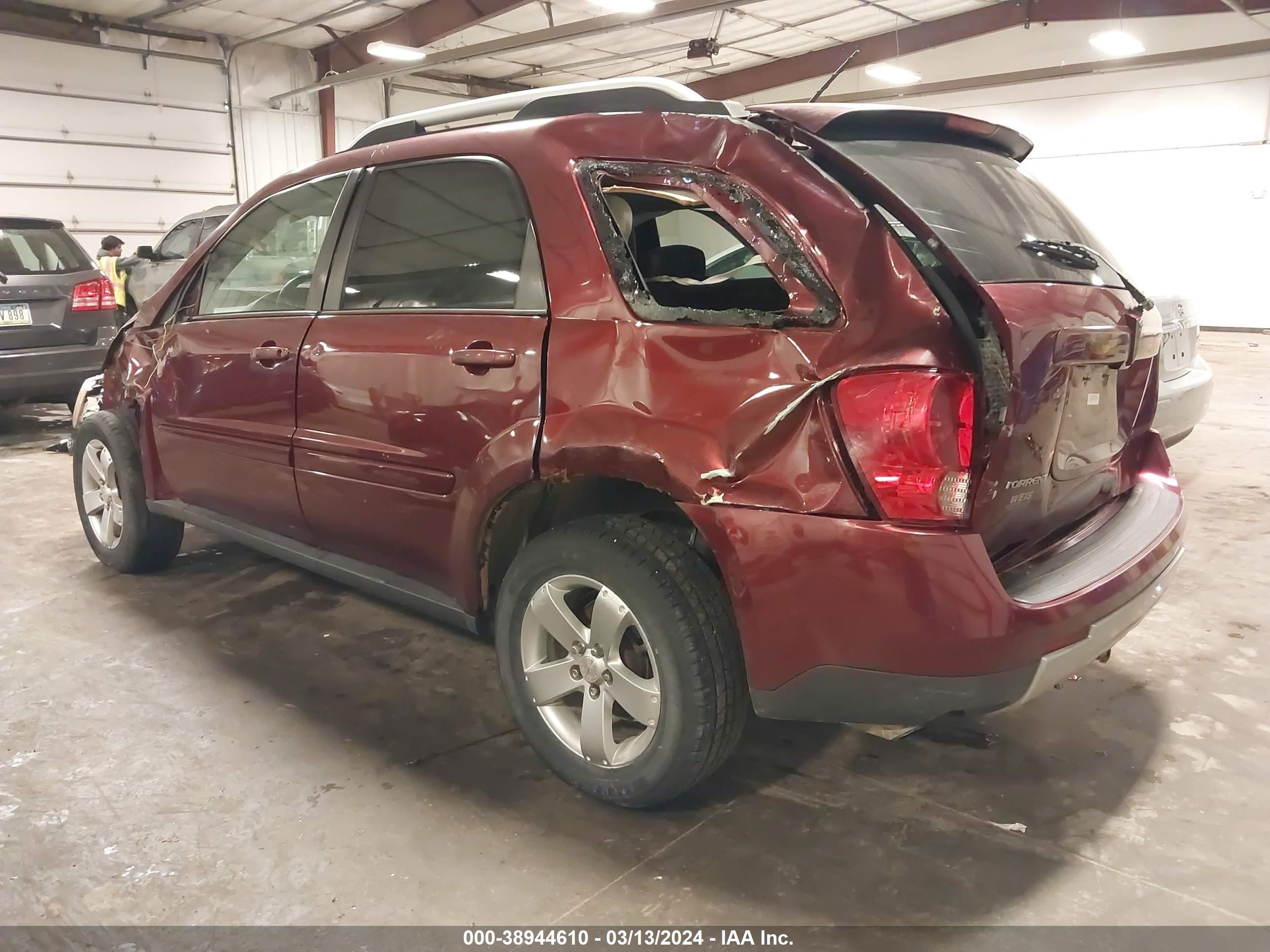 Photo 2 VIN: 2CKDL43F286330069 - PONTIAC TORRENT 