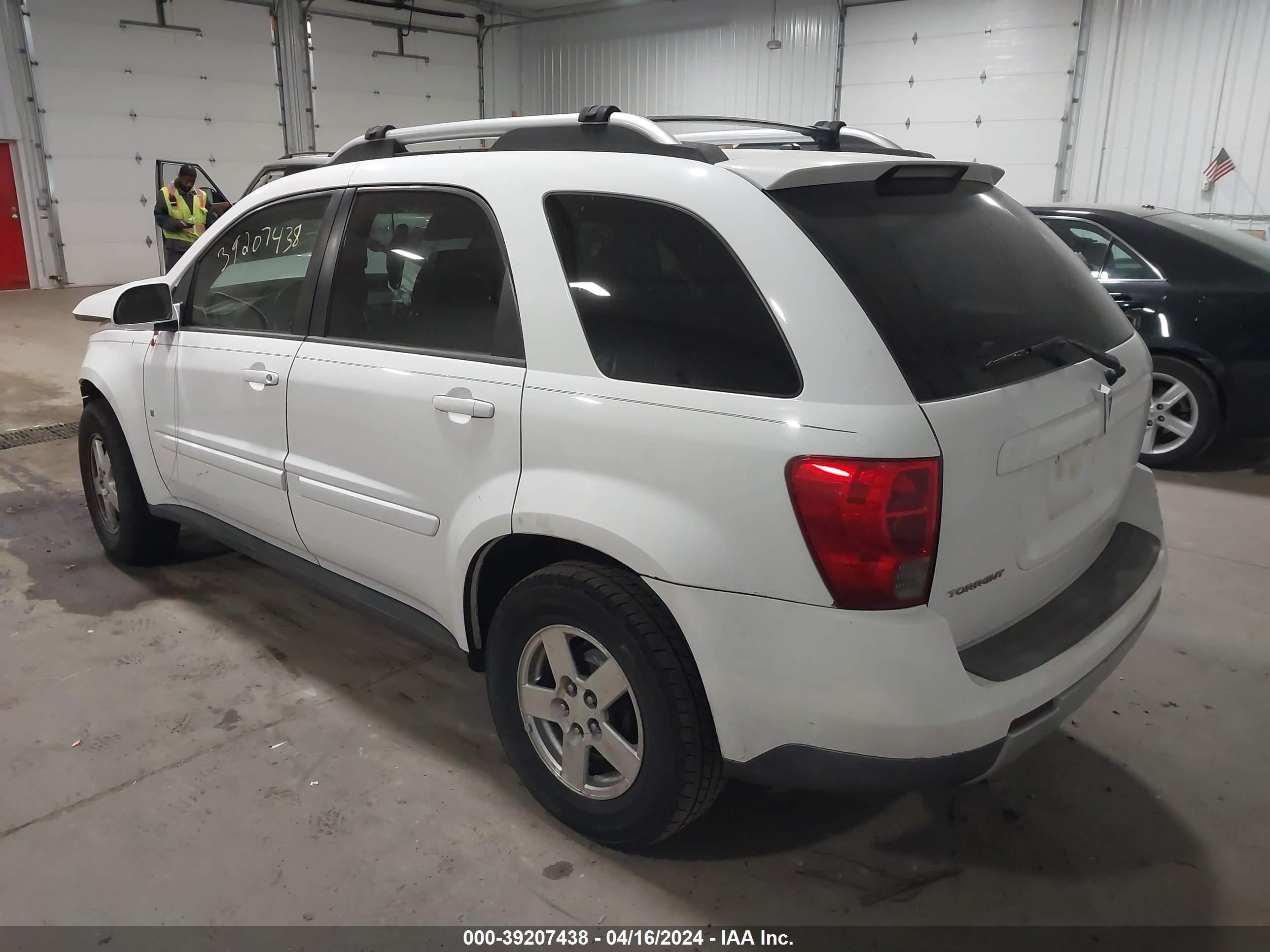 Photo 2 VIN: 2CKDL63F066024528 - PONTIAC TORRENT 