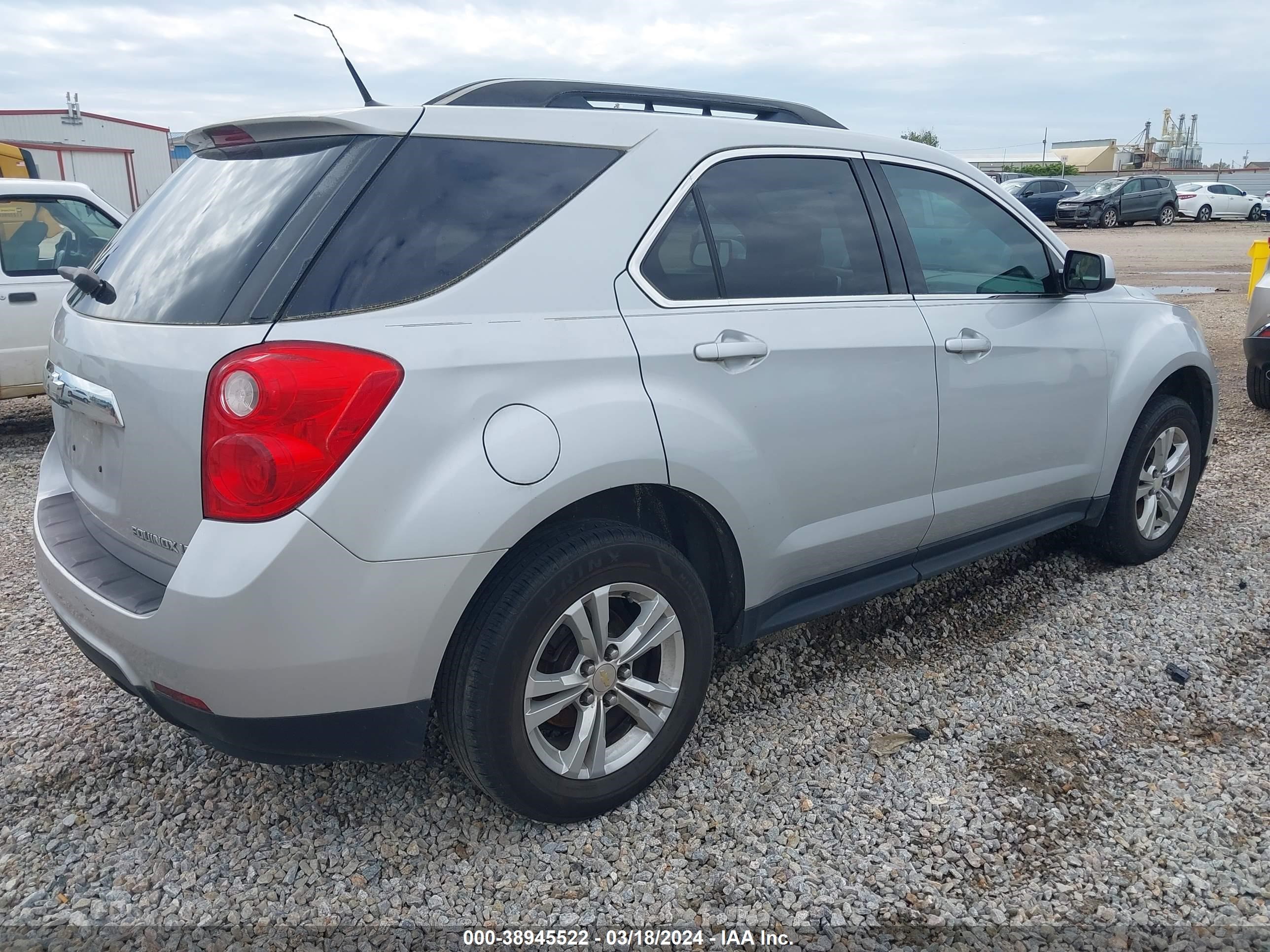 Photo 3 VIN: 2CNALDEC5B6221265 - CHEVROLET EQUINOX 