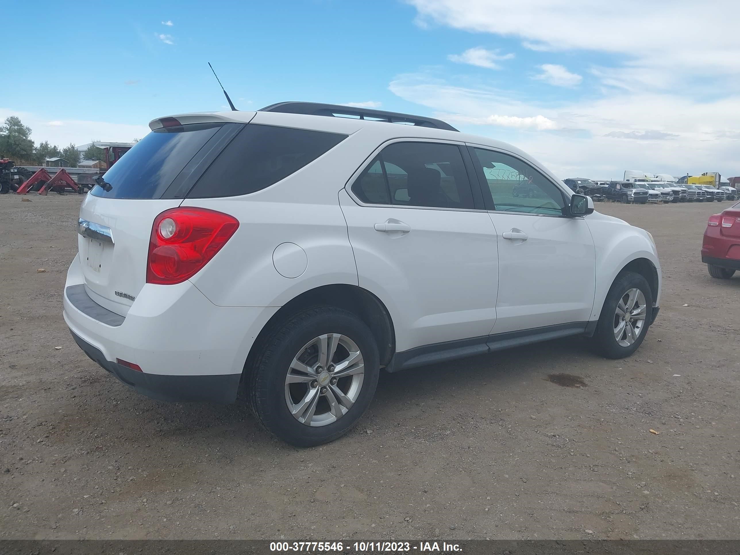 Photo 3 VIN: 2CNALDEW5A6399475 - CHEVROLET EQUINOX 