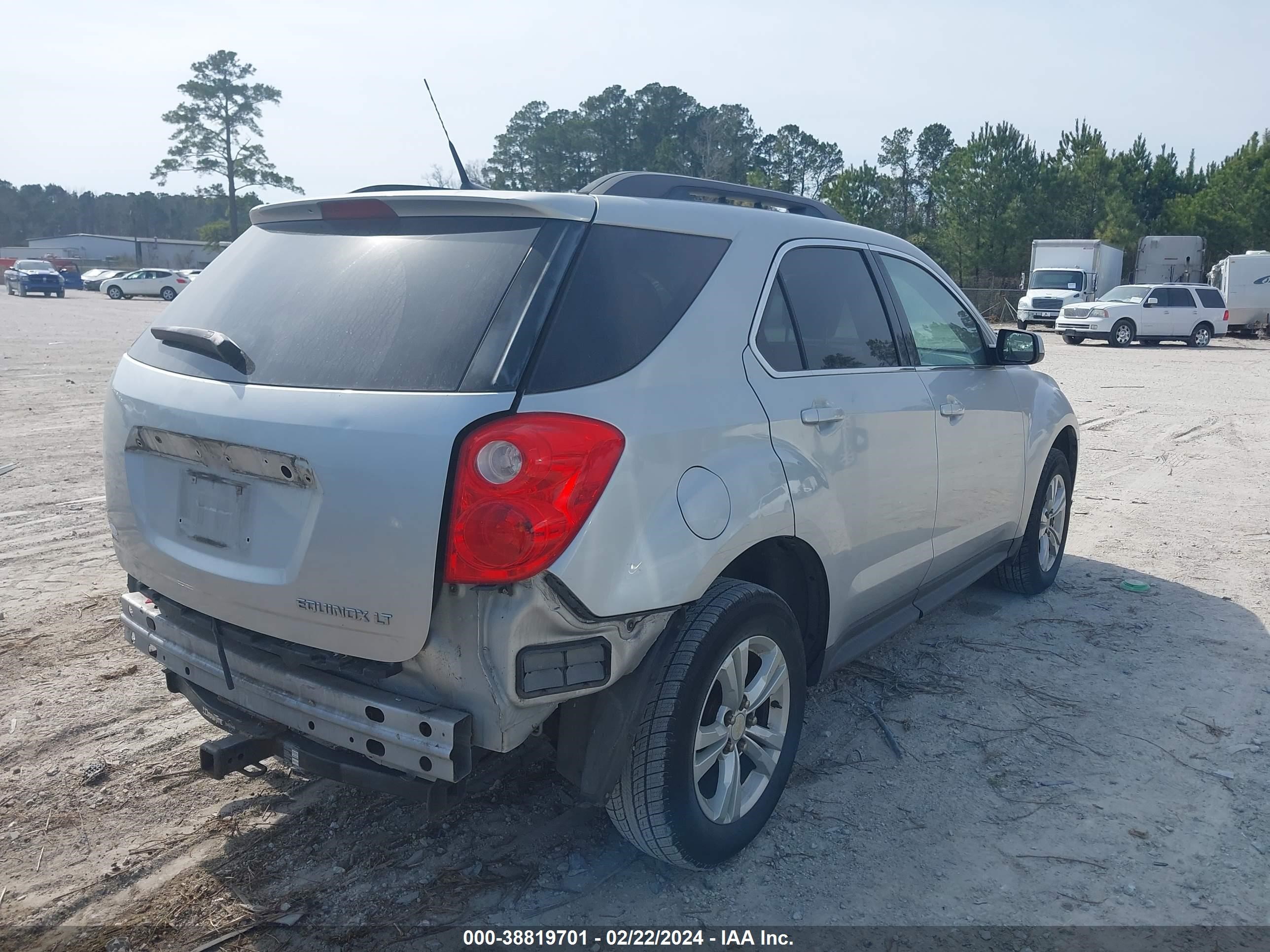 Photo 3 VIN: 2CNALDEW6A6345084 - CHEVROLET EQUINOX 