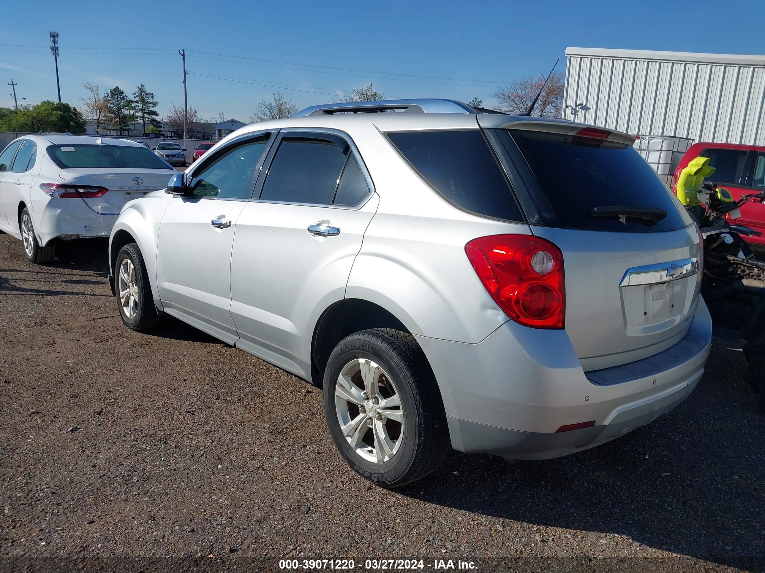 Photo 2 VIN: 2CNALFEW1A6261945 - CHEVROLET EQUINOX 