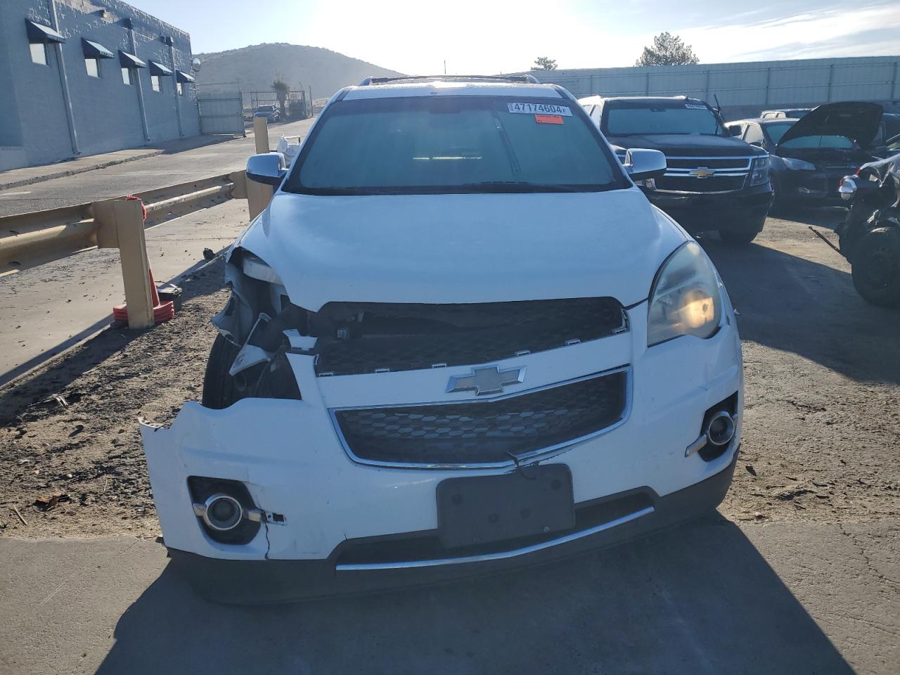 Photo 4 VIN: 2CNALFEW5A6310063 - CHEVROLET EQUINOX 