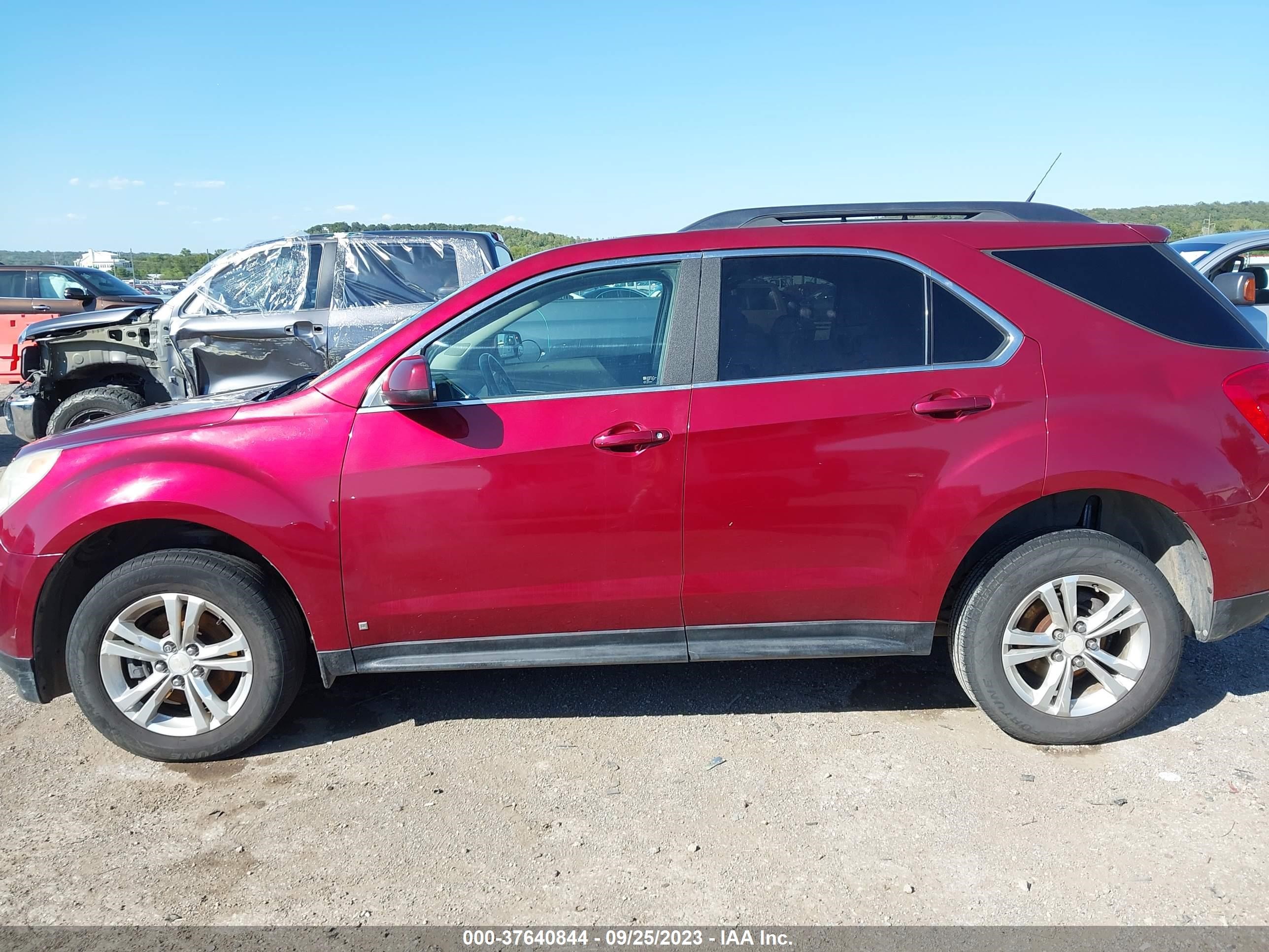 Photo 13 VIN: 2CNALPEW5A6217310 - CHEVROLET EQUINOX 