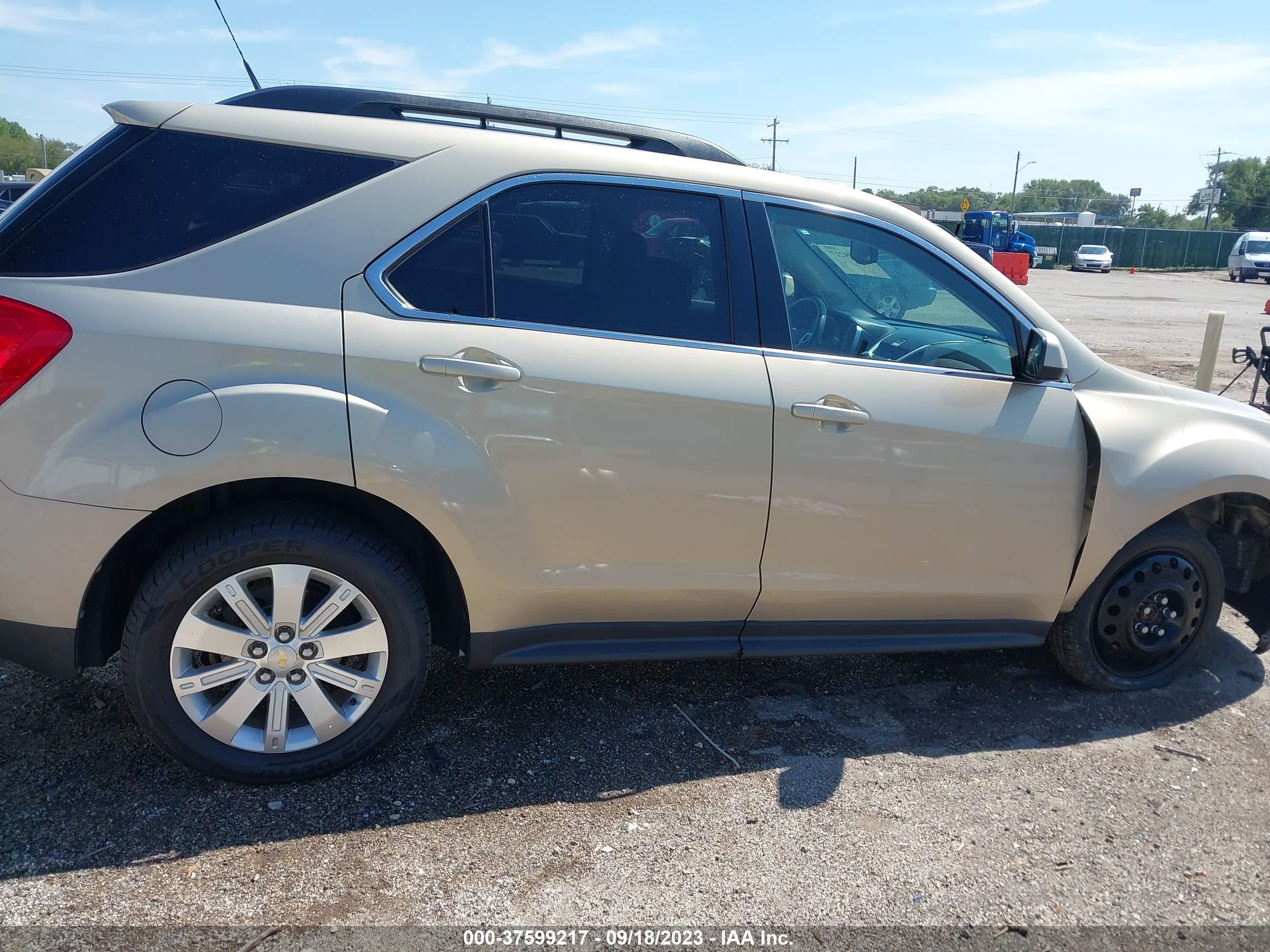 Photo 13 VIN: 2CNALPEW6A6364283 - CHEVROLET EQUINOX 