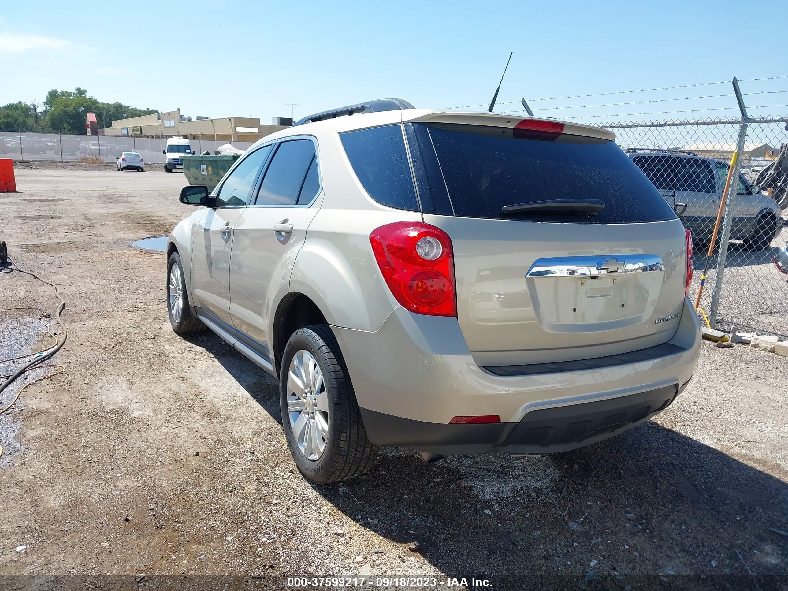 Photo 2 VIN: 2CNALPEW6A6364283 - CHEVROLET EQUINOX 