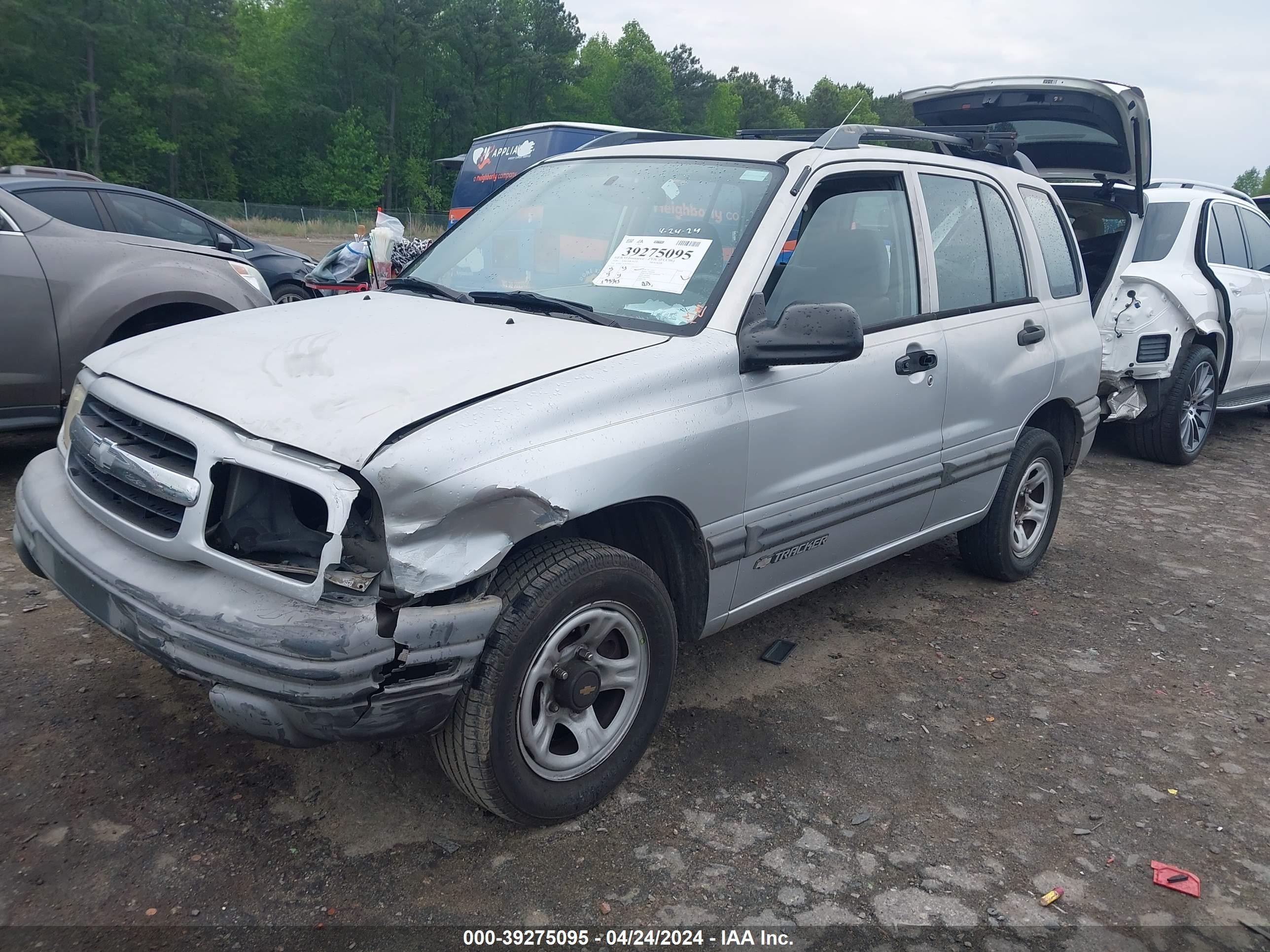 Photo 1 VIN: 2CNBE13C0Y6905651 - CHEVROLET TRACKER 