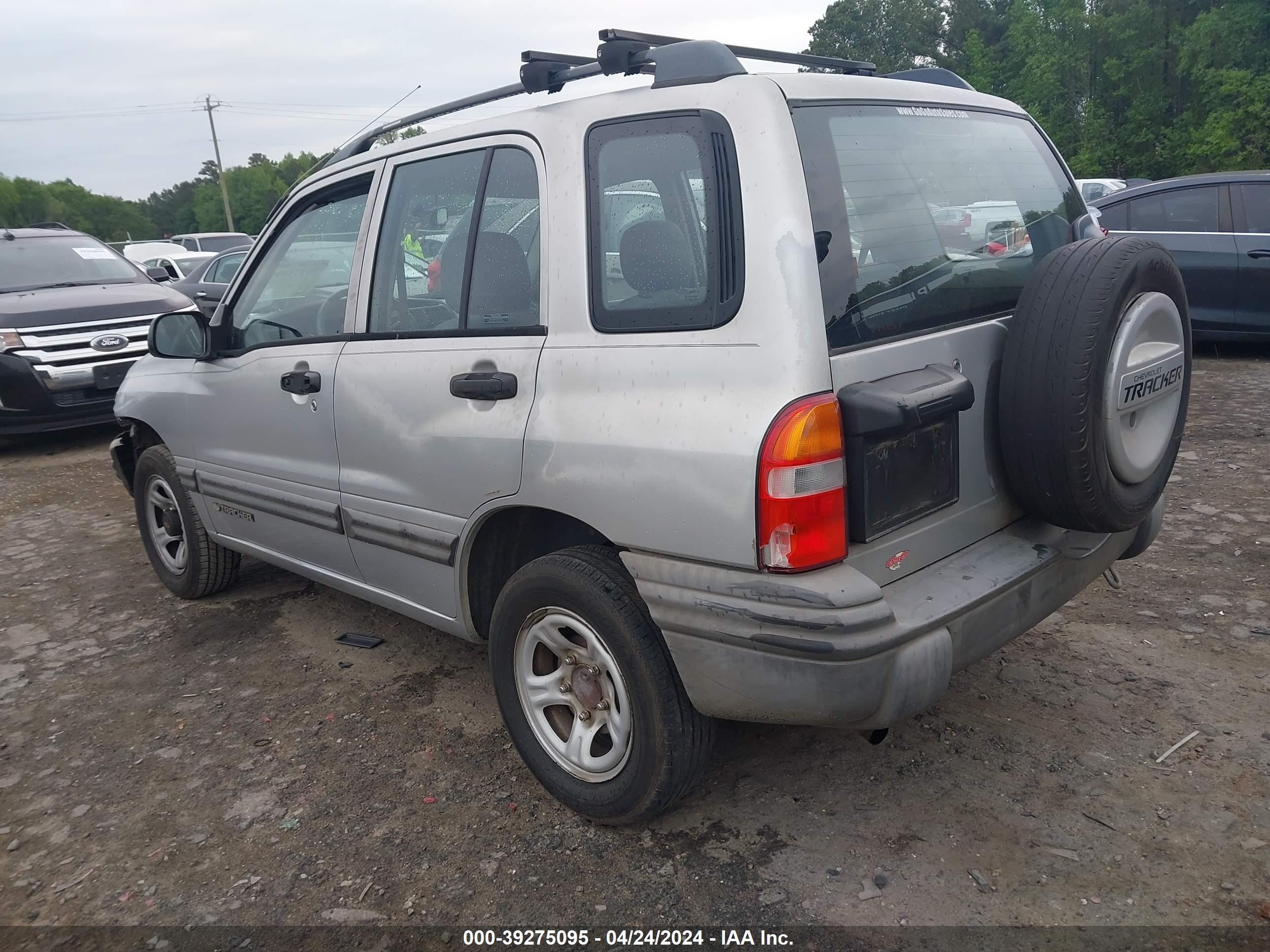 Photo 2 VIN: 2CNBE13C0Y6905651 - CHEVROLET TRACKER 